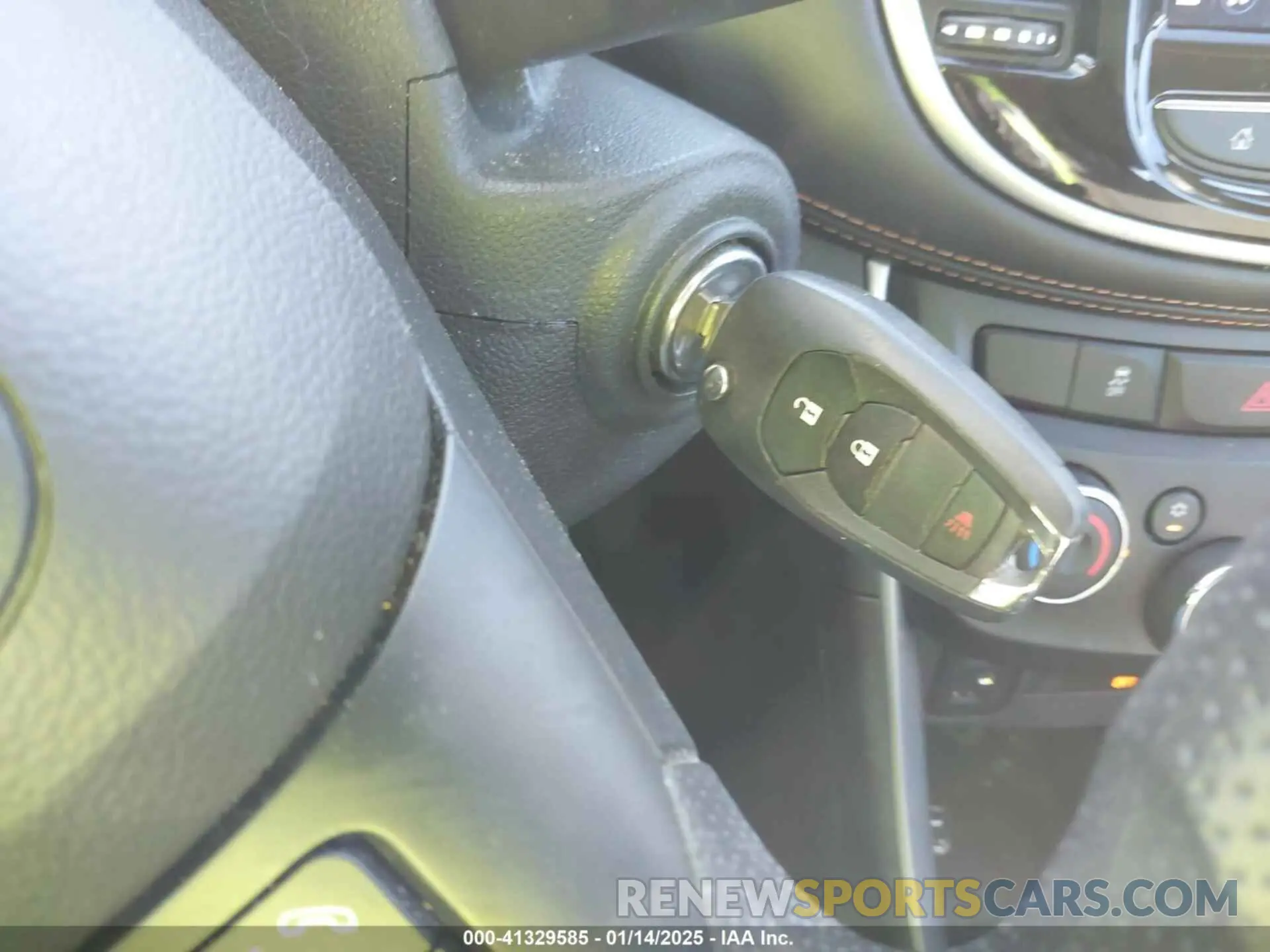 11 fotografías del automóvil dañado KL7CJKSB6LB090670 CHEVROLET TRAX 2020