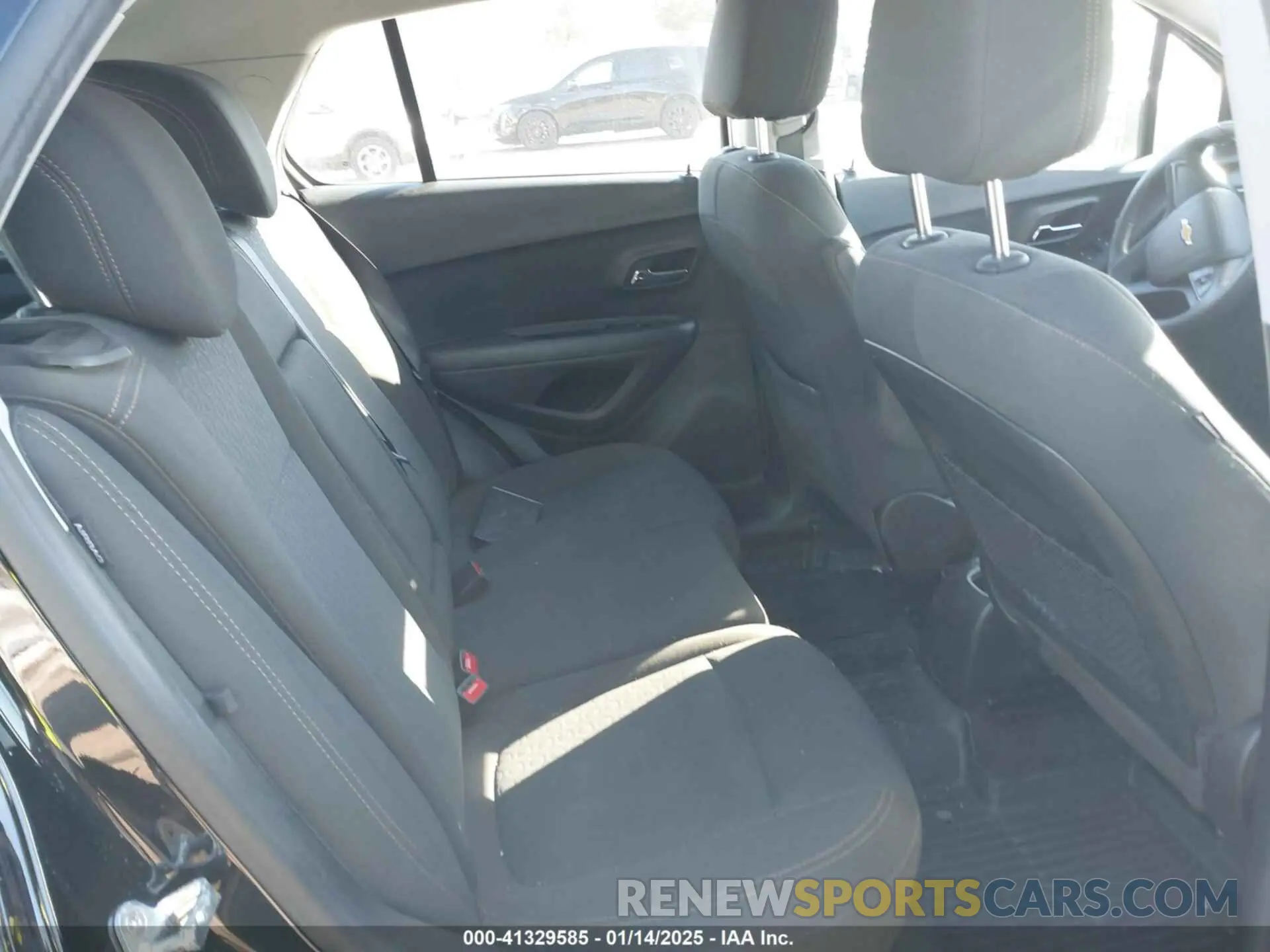8 fotografías del automóvil dañado KL7CJKSB6LB090670 CHEVROLET TRAX 2020