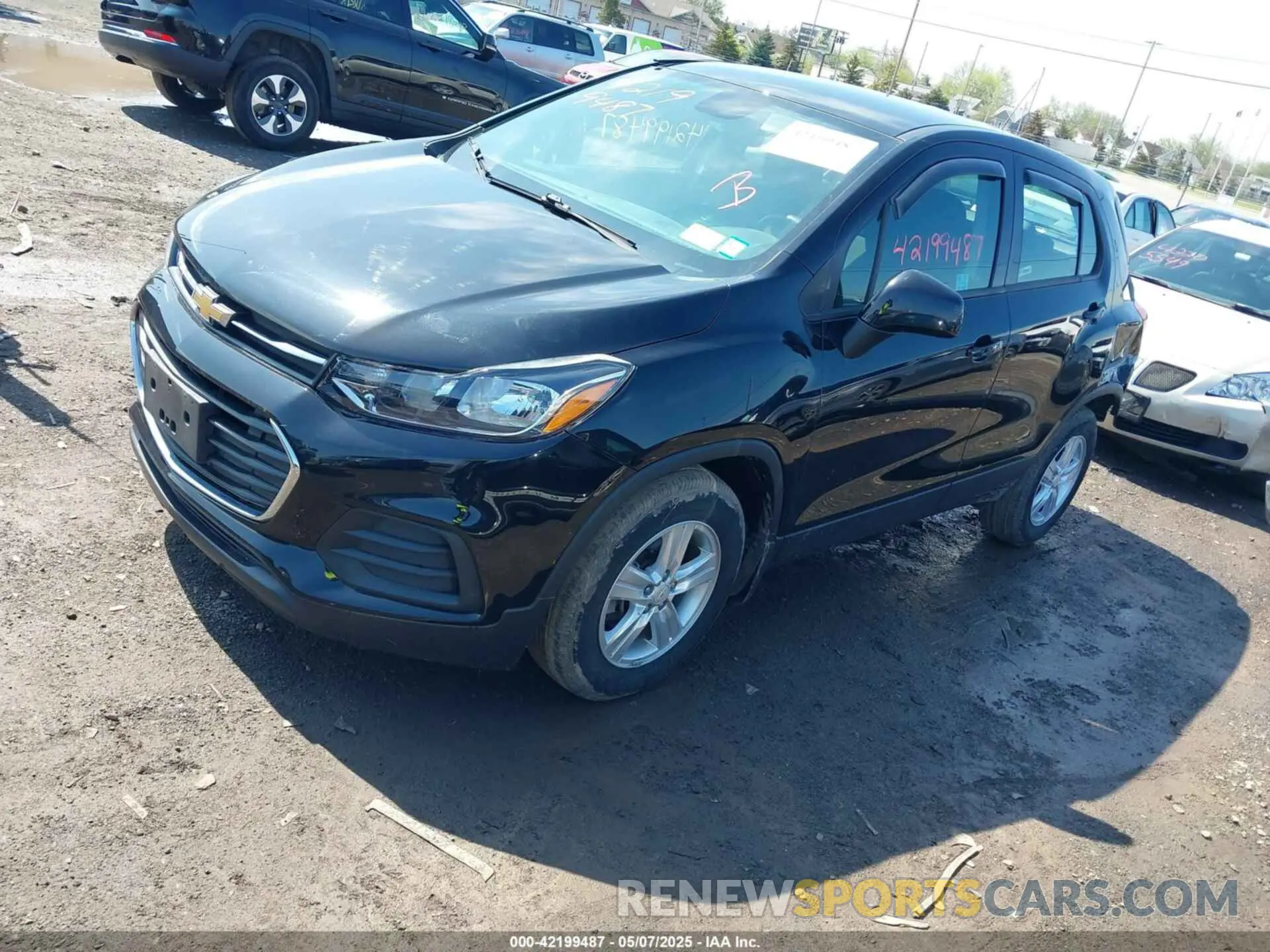 2 fotografías del automóvil dañado KL7CJKSB7LB036732 CHEVROLET TRAX 2020