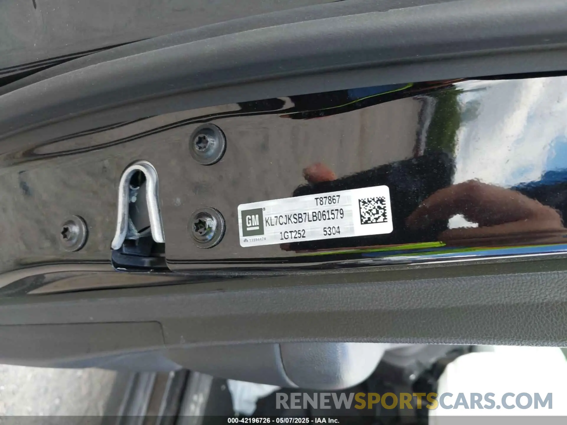9 fotografías del automóvil dañado KL7CJKSB7LB061579 CHEVROLET TRAX 2020