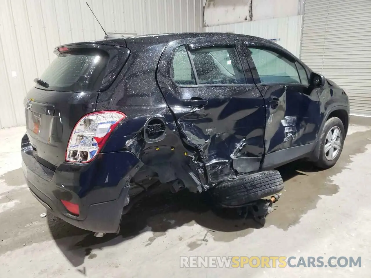 3 fotografías del automóvil dañado KL7CJKSB7LB087793 CHEVROLET TRAX 2020