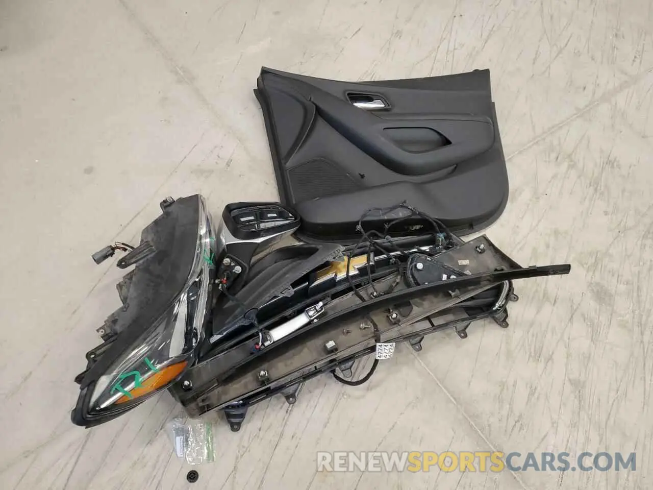 13 fotografías del automóvil dañado KL7CJKSB7LB317932 CHEVROLET TRAX 2020