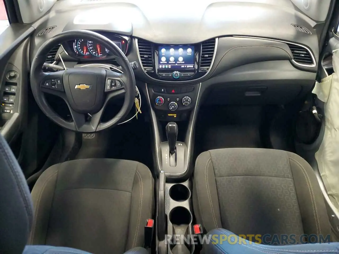 8 fotografías del automóvil dañado KL7CJKSB7LB317932 CHEVROLET TRAX 2020