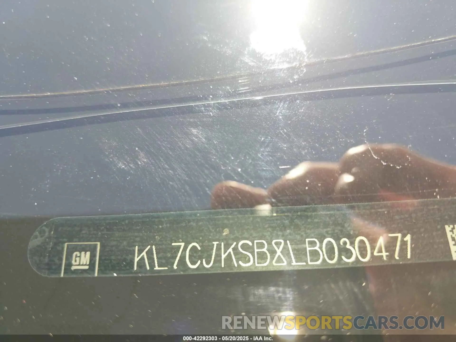 17 fotografías del automóvil dañado KL7CJKSB8LB030471 CHEVROLET TRAX 2020