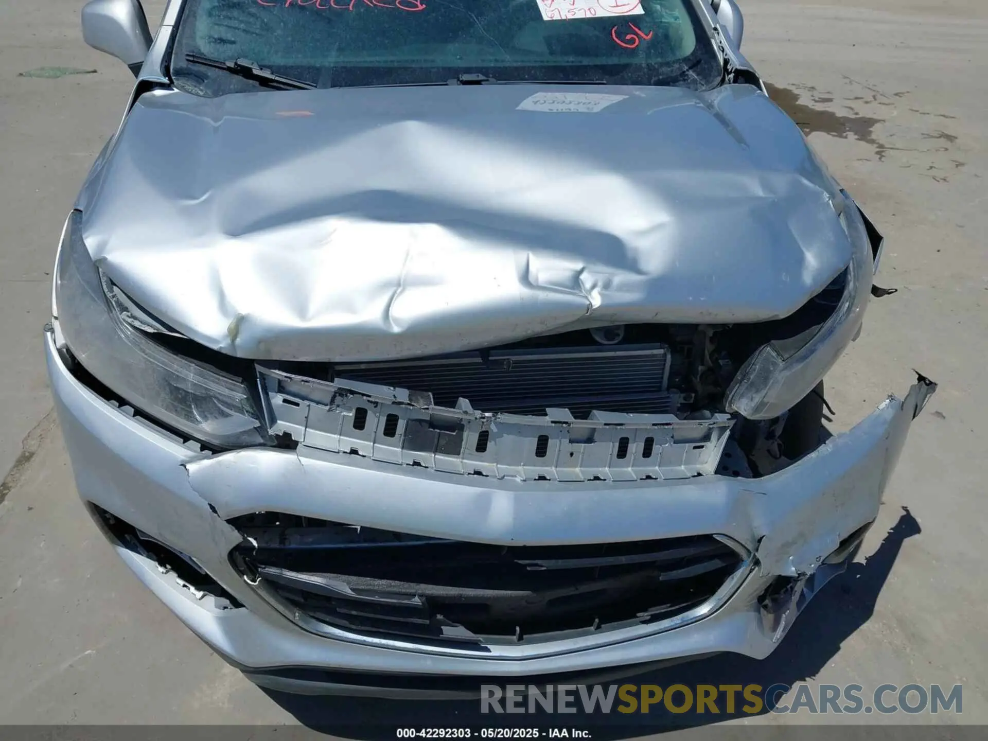 20 fotografías del automóvil dañado KL7CJKSB8LB030471 CHEVROLET TRAX 2020