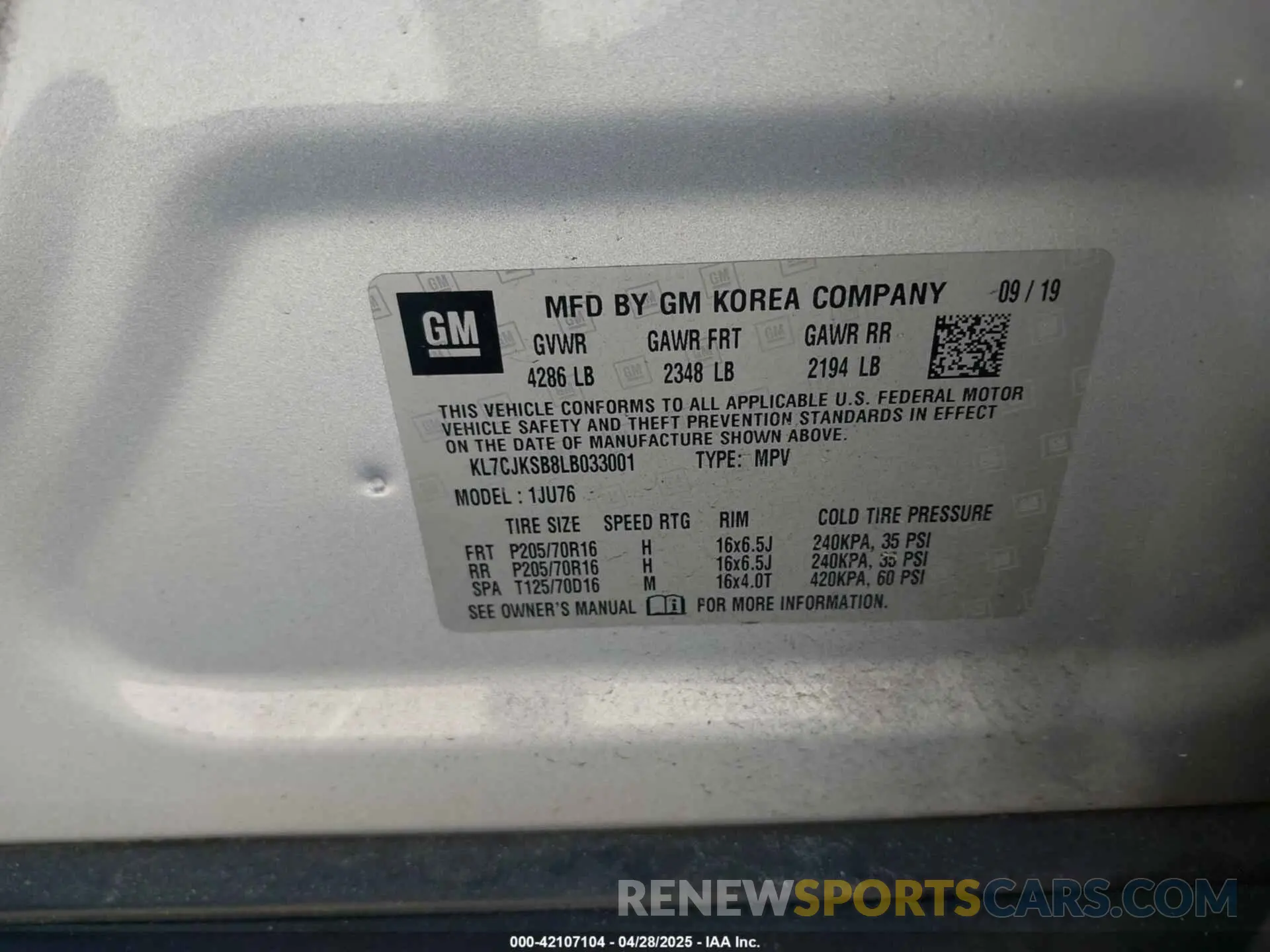 9 fotografías del automóvil dañado KL7CJKSB8LB033001 CHEVROLET TRAX 2020