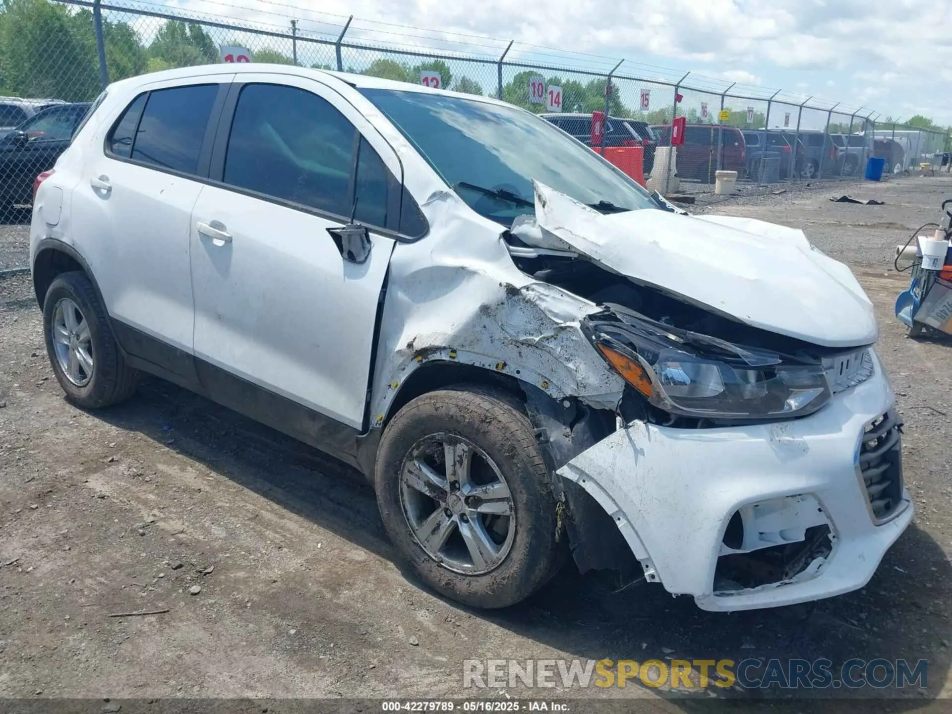 1 fotografías del automóvil dañado KL7CJKSB9LB051684 CHEVROLET TRAX 2020