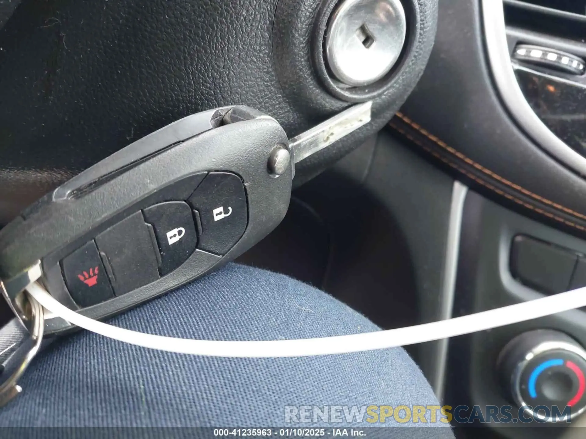 11 fotografías del automóvil dañado KL7CJKSB9LB079128 CHEVROLET TRAX 2020