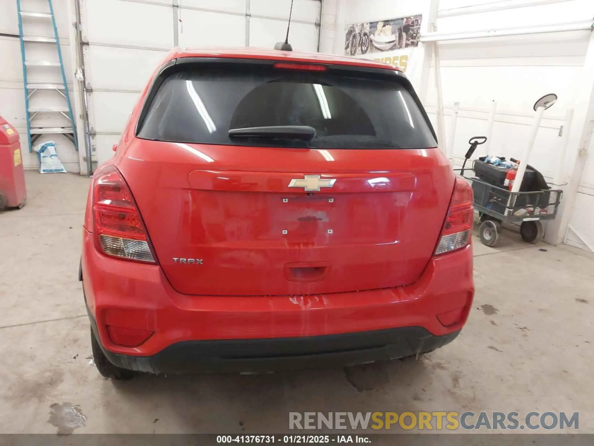16 fotografías del automóvil dañado KL7CJKSB9LB353492 CHEVROLET TRAX 2020