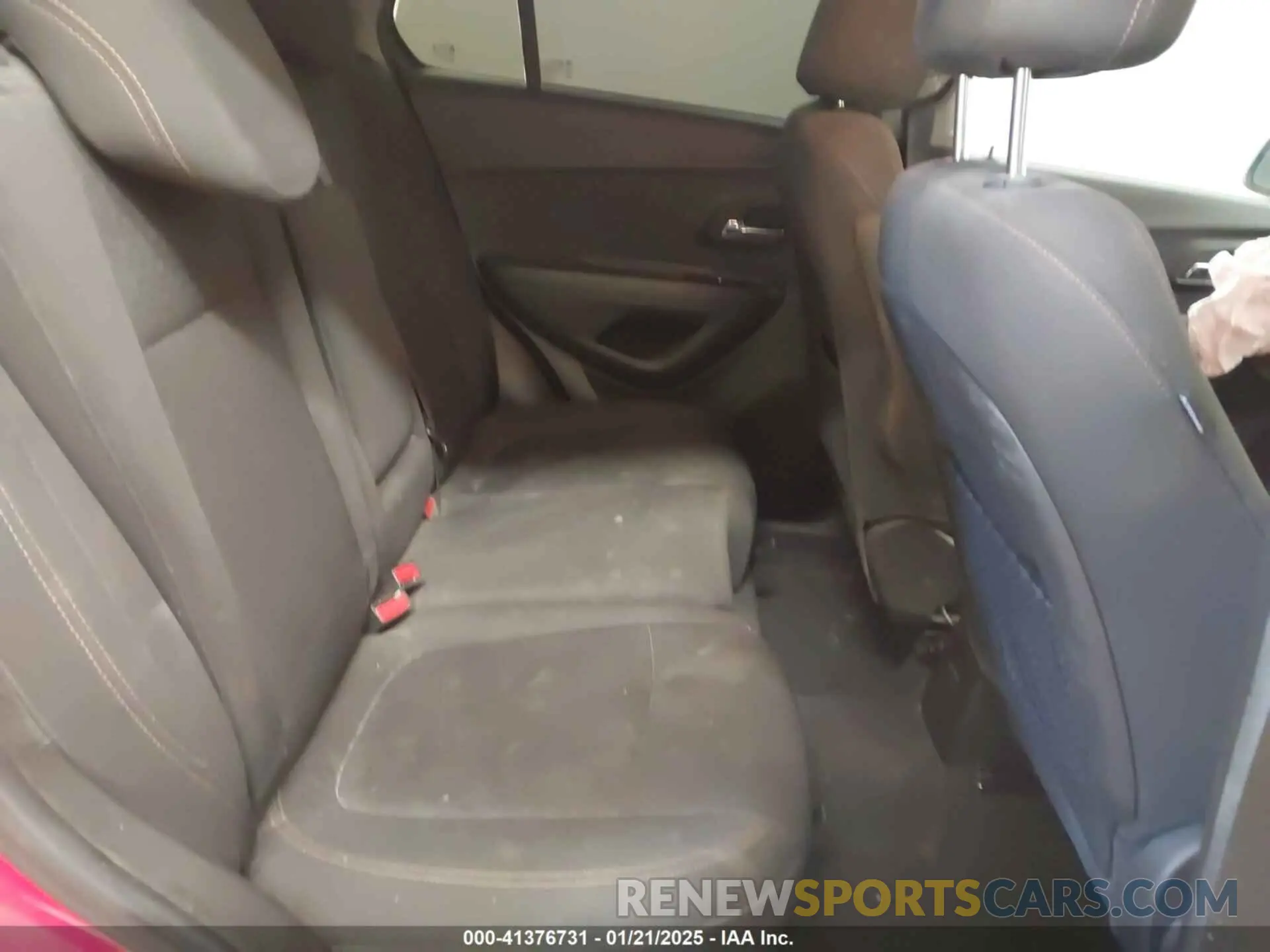 8 fotografías del automóvil dañado KL7CJKSB9LB353492 CHEVROLET TRAX 2020