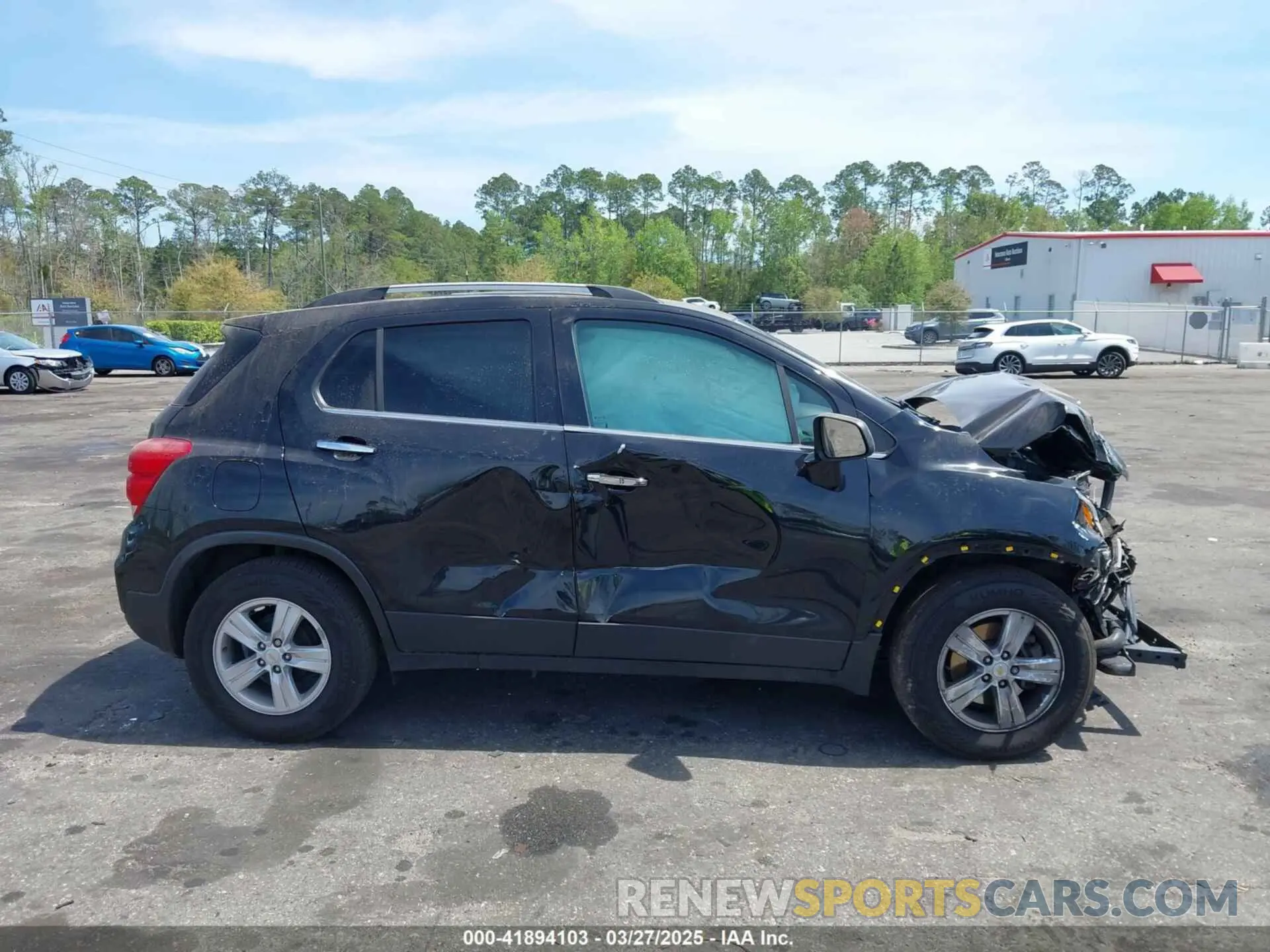 12 fotografías del automóvil dañado KL7CJLSB0LB007708 CHEVROLET TRAX 2020