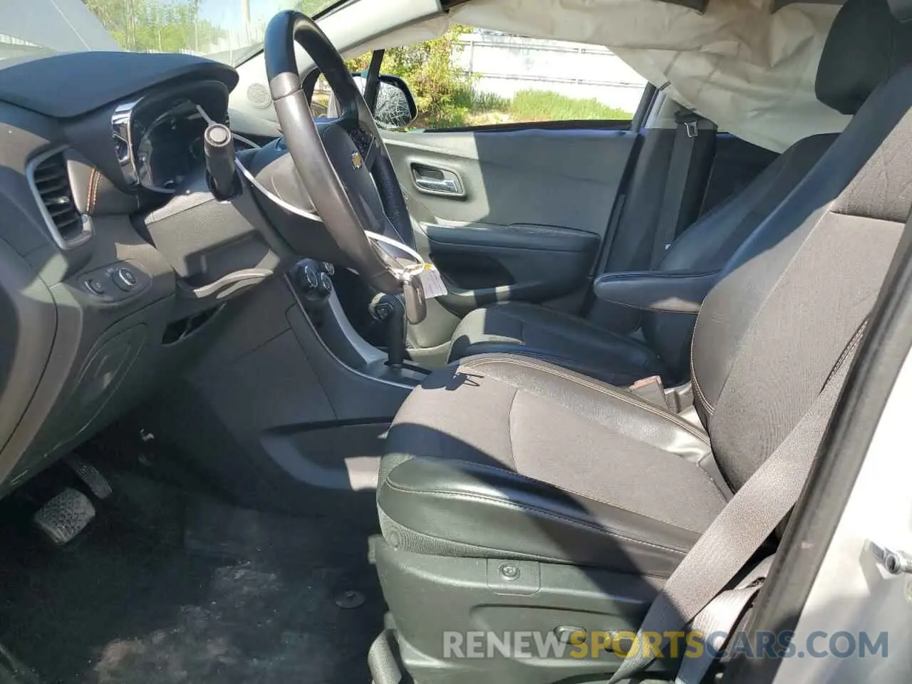 7 fotografías del automóvil dañado KL7CJLSB2LB002350 CHEVROLET TRAX 2020