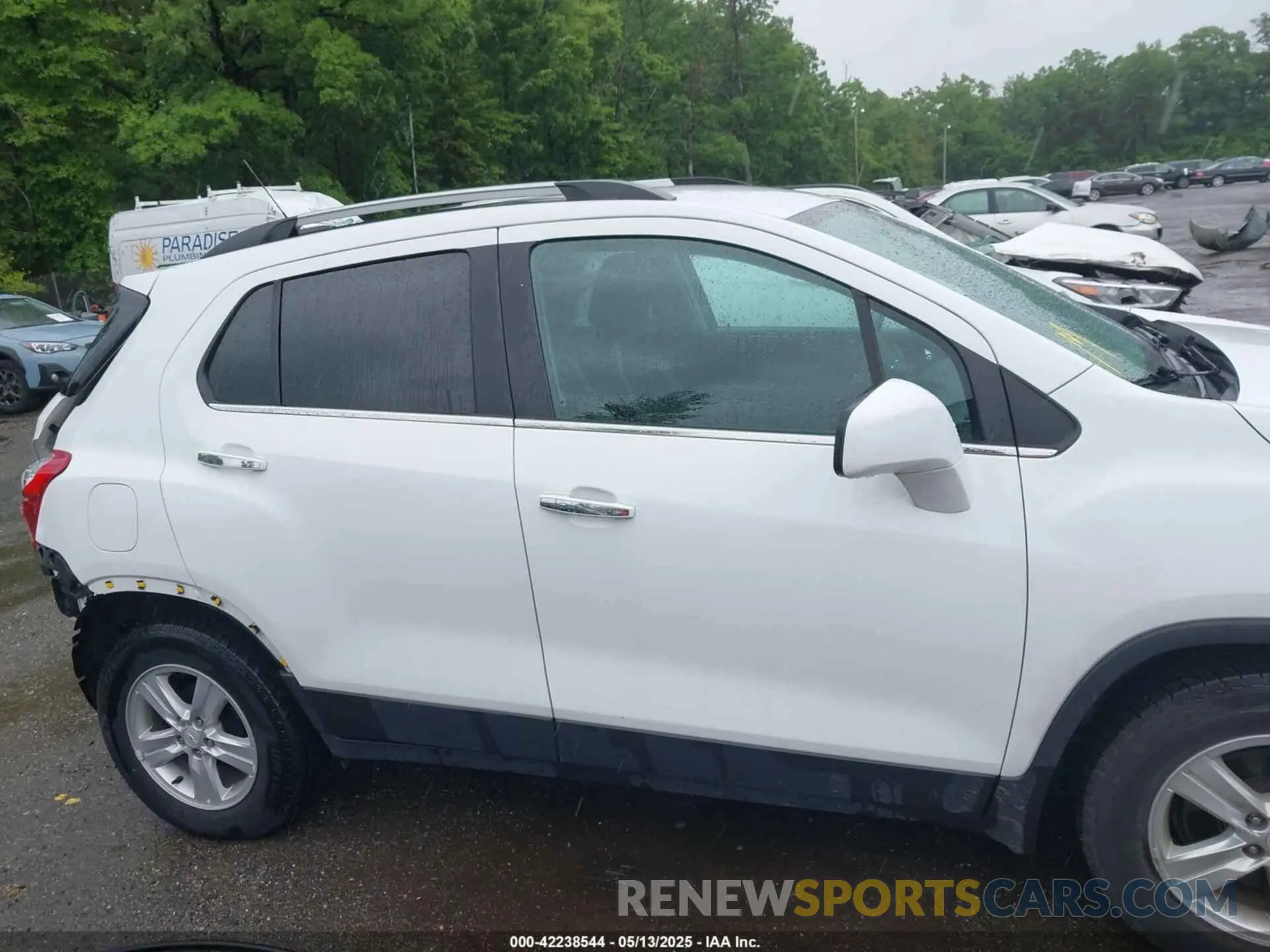 14 fotografías del automóvil dañado KL7CJLSB2LB006897 CHEVROLET TRAX 2020
