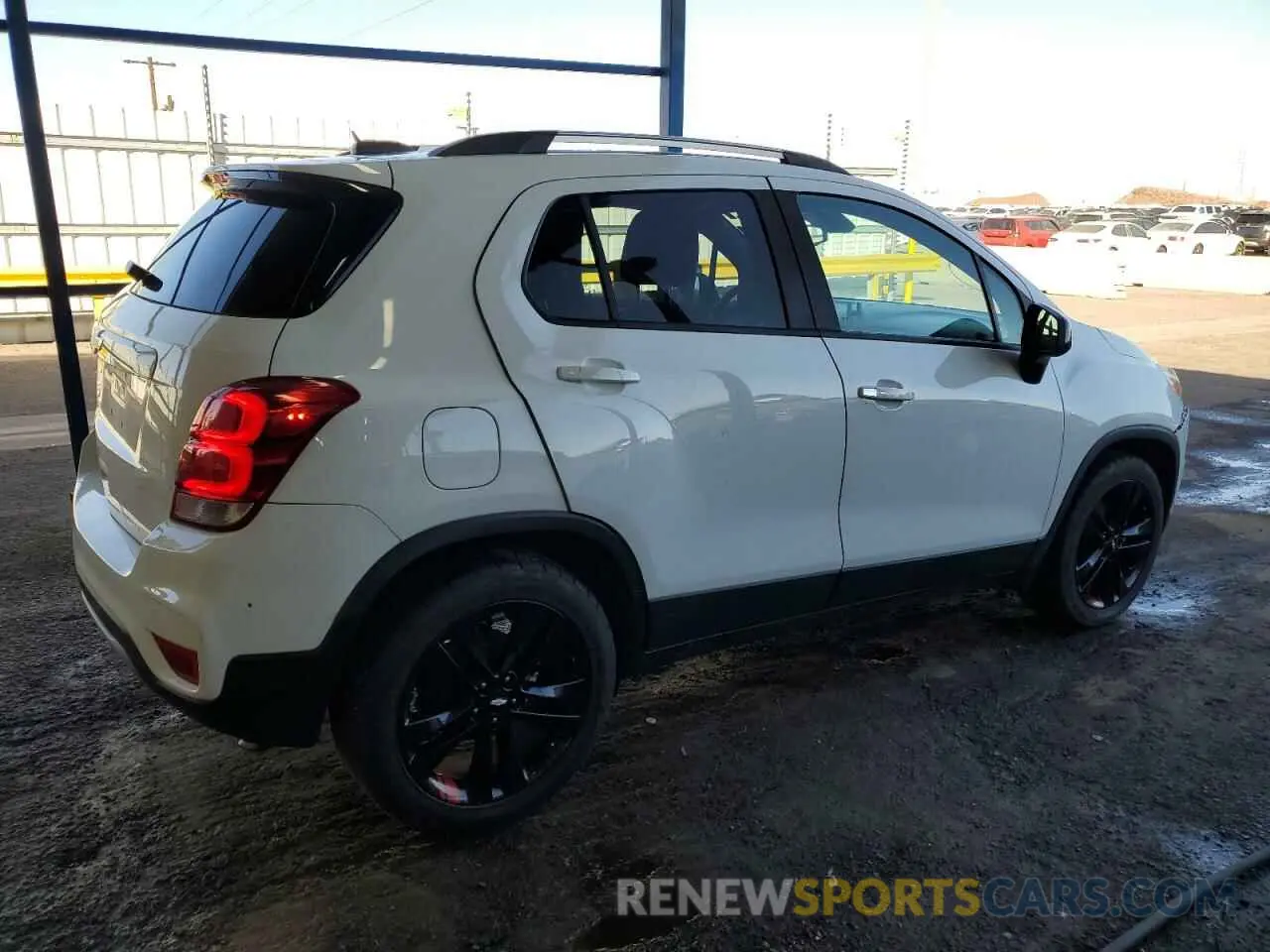 3 fotografías del automóvil dañado KL7CJLSB2LB320467 CHEVROLET TRAX 2020