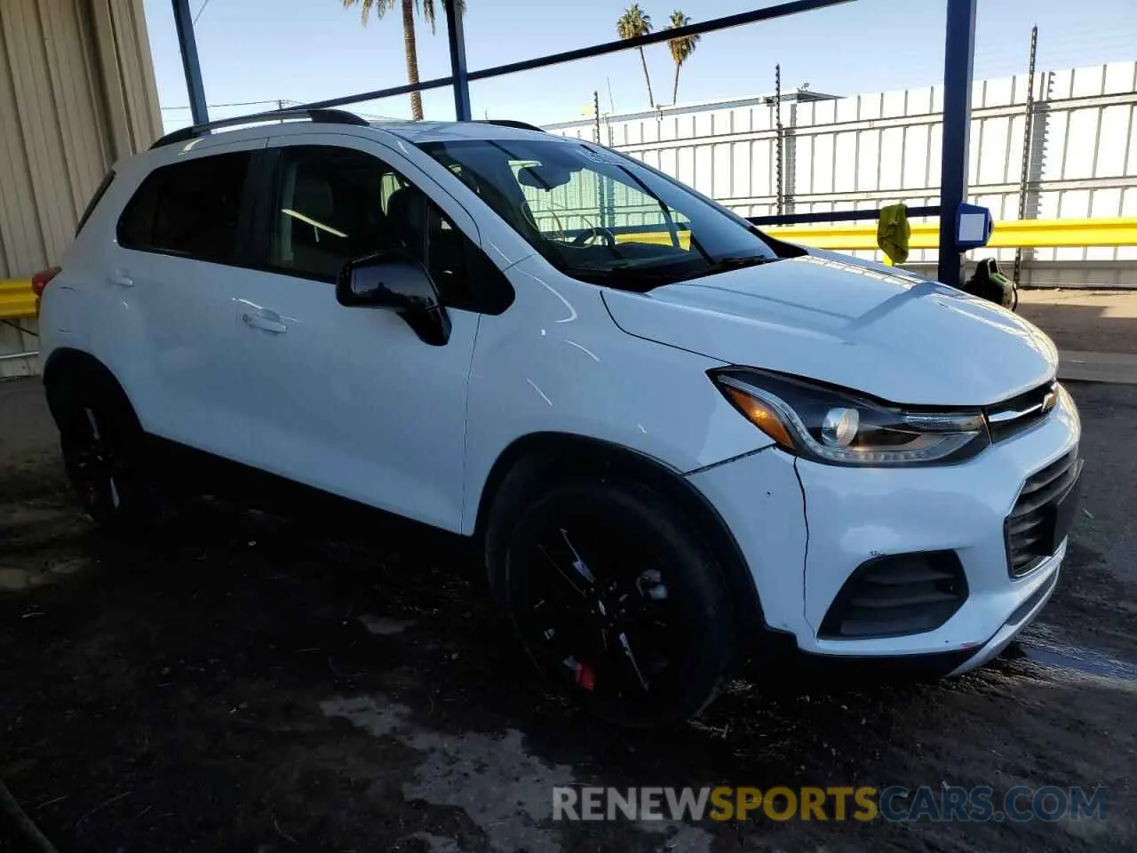4 fotografías del automóvil dañado KL7CJLSB2LB320467 CHEVROLET TRAX 2020