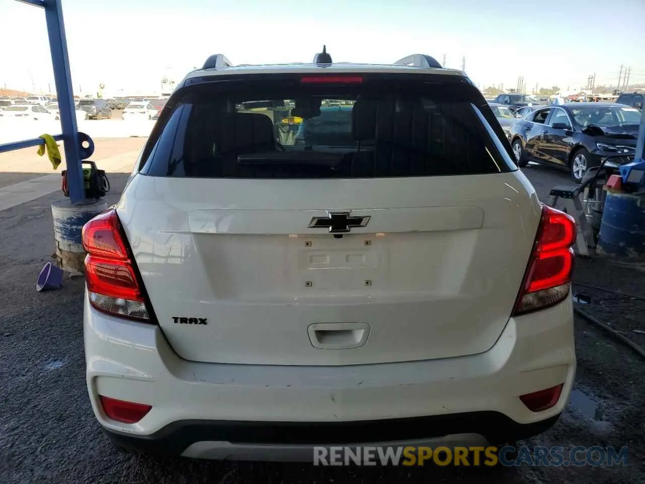 6 fotografías del automóvil dañado KL7CJLSB2LB320467 CHEVROLET TRAX 2020