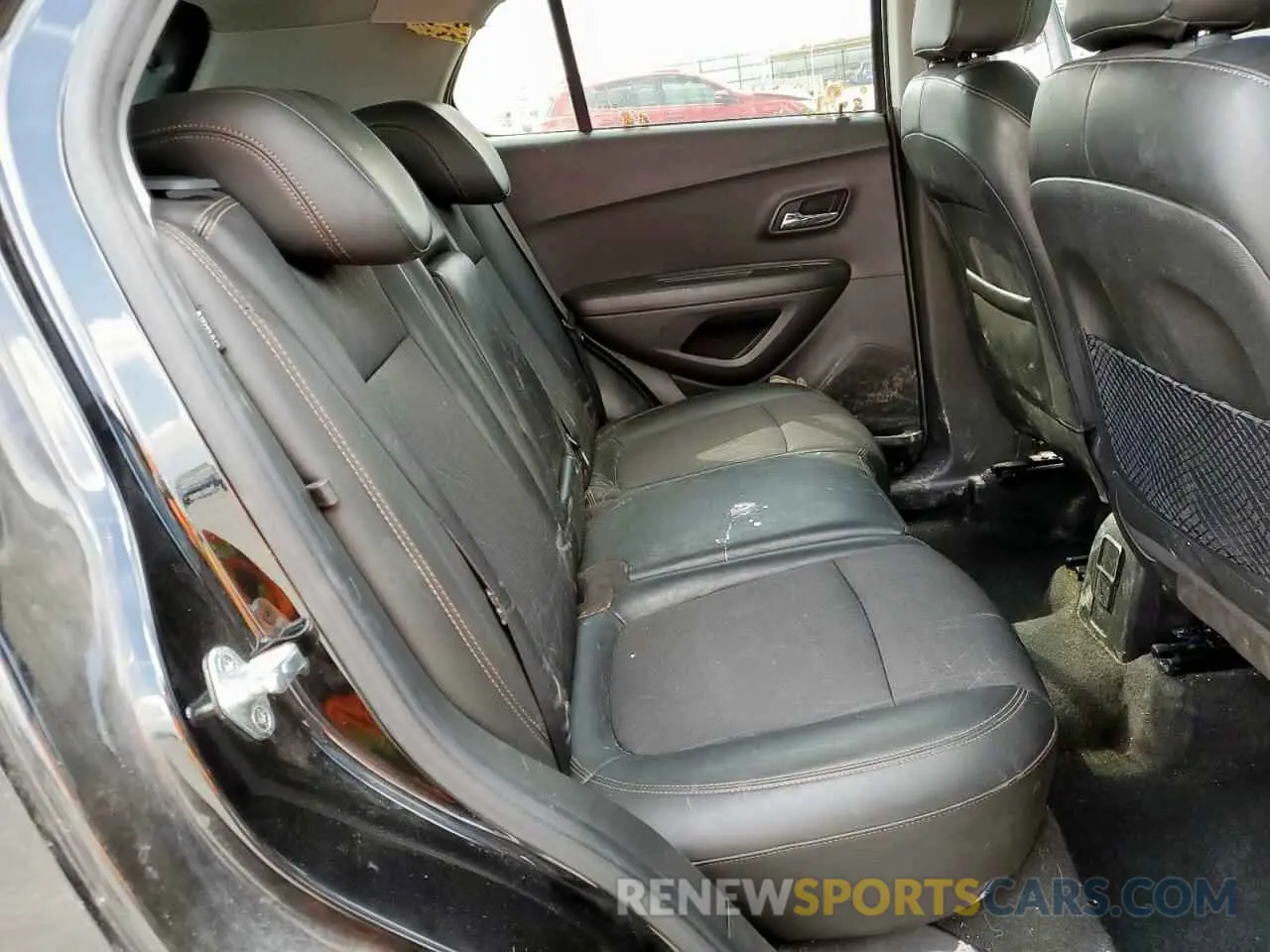 11 fotografías del automóvil dañado KL7CJLSB2LB336829 CHEVROLET TRAX 2020