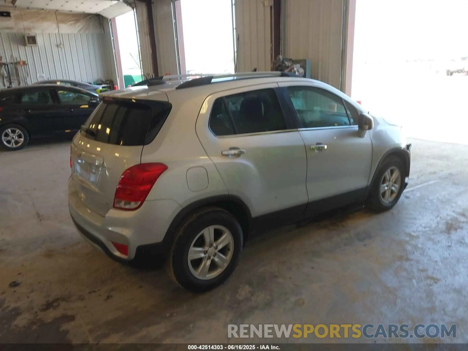 4 fotografías del automóvil dañado KL7CJLSB3LB027497 CHEVROLET TRAX 2020