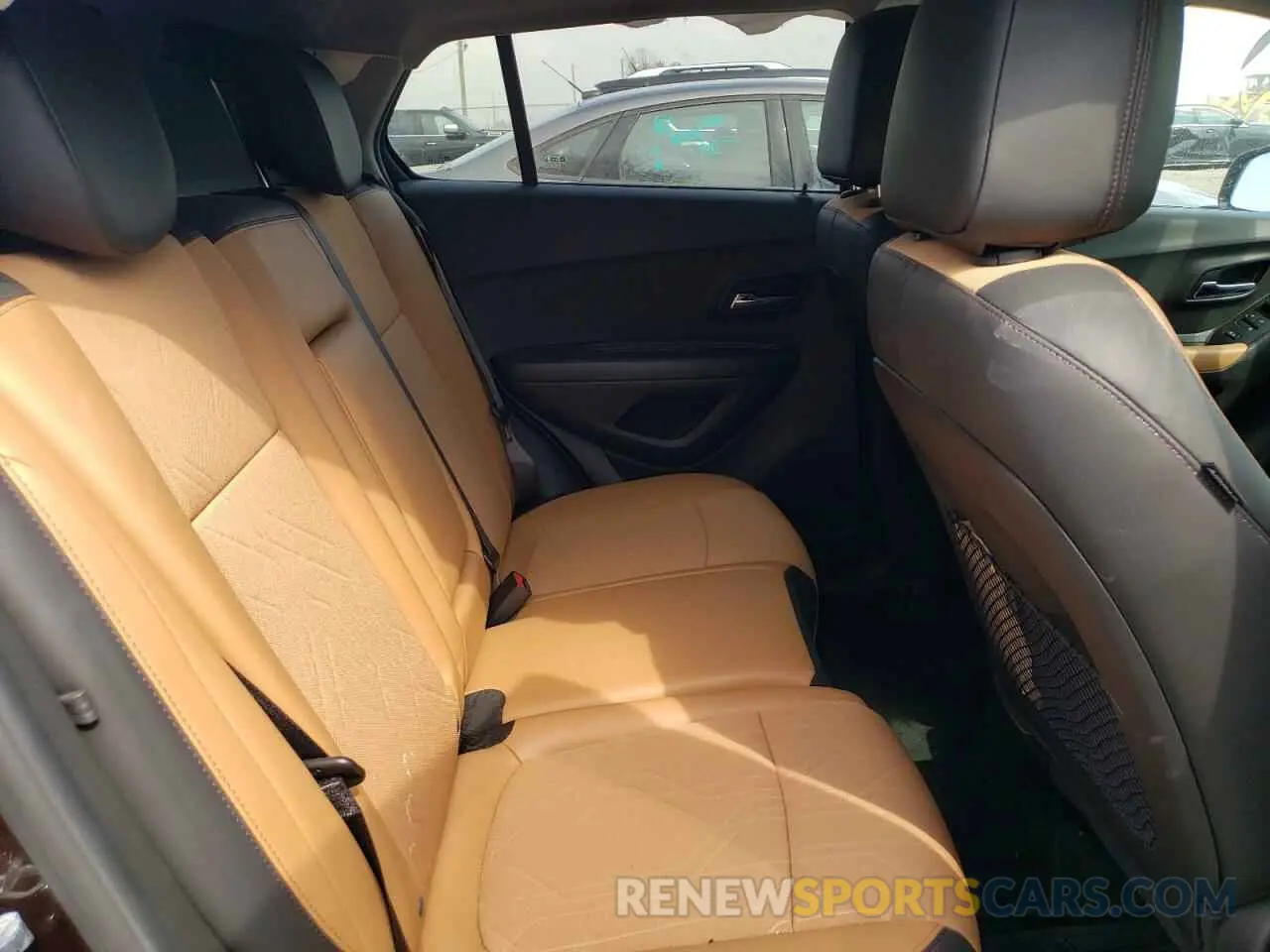 10 fotografías del automóvil dañado KL7CJLSB3LB343319 CHEVROLET TRAX 2020