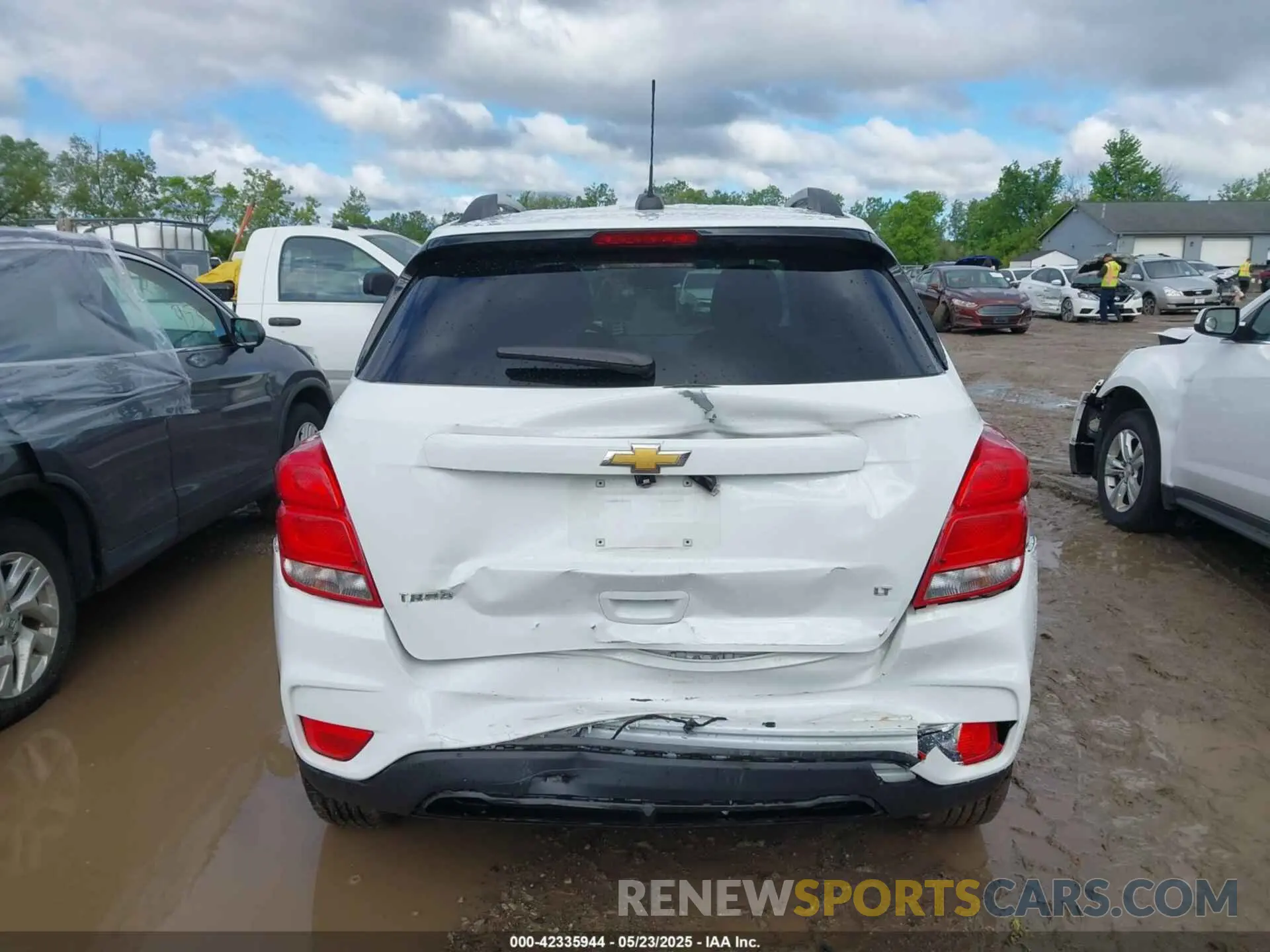 16 fotografías del automóvil dañado KL7CJLSB4LB069208 CHEVROLET TRAX 2020