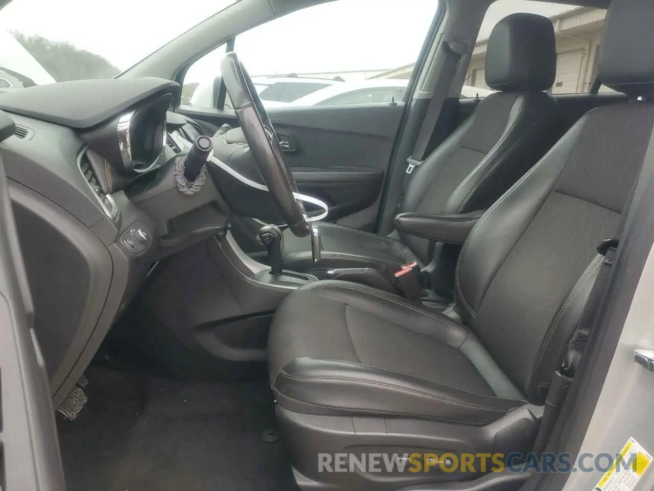 7 fotografías del automóvil dañado KL7CJLSB6LB025307 CHEVROLET TRAX 2020
