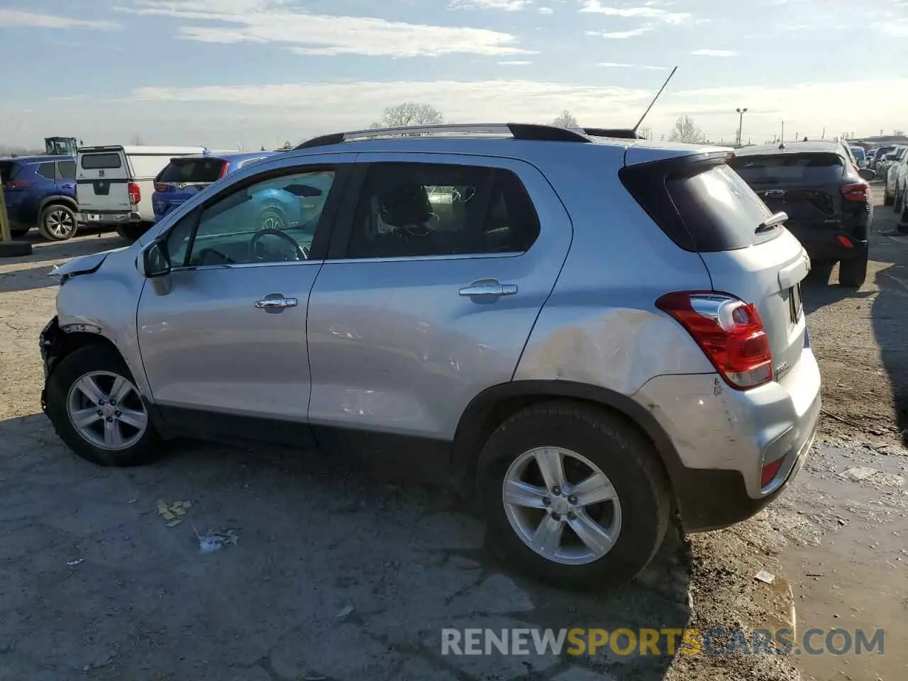 2 fotografías del automóvil dañado KL7CJLSB7LB009780 CHEVROLET TRAX 2020