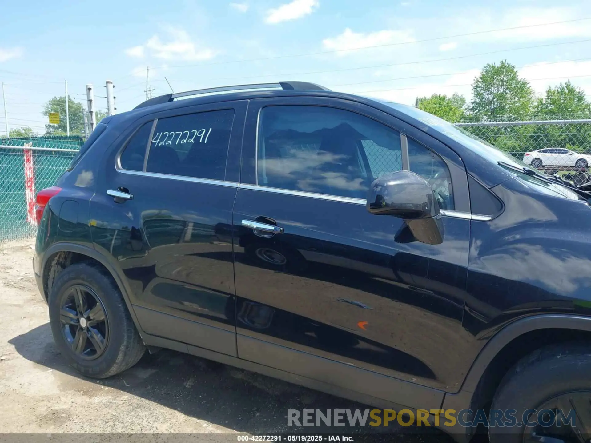 14 fotografías del automóvil dañado KL7CJLSB9LB013376 CHEVROLET TRAX 2020