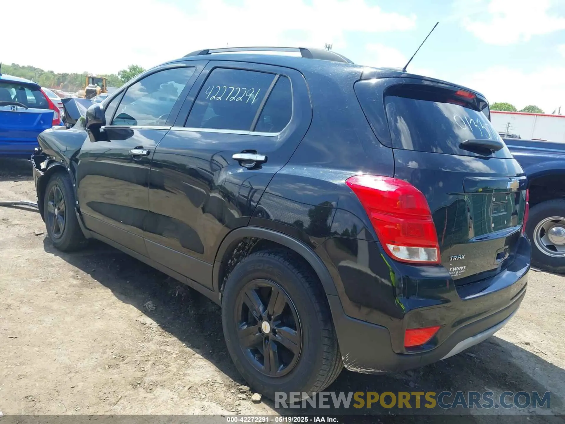 3 fotografías del automóvil dañado KL7CJLSB9LB013376 CHEVROLET TRAX 2020