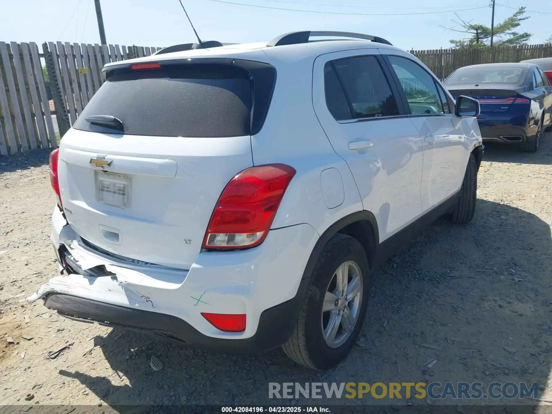 4 fotografías del automóvil dañado KL7CJLSB9LB316058 CHEVROLET TRAX 2020