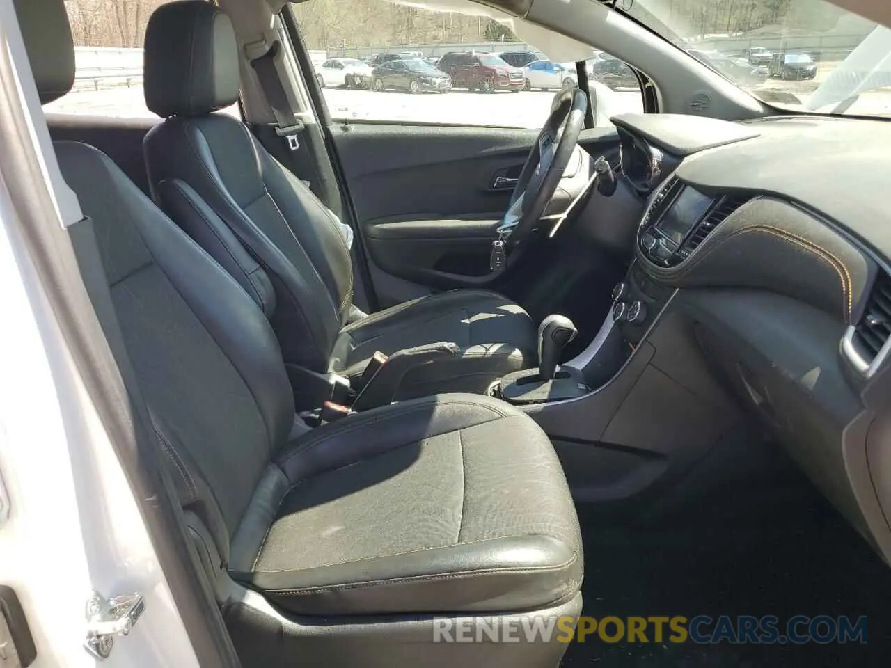7 fotografías del automóvil dañado KL7CJLSB9LB319669 CHEVROLET TRAX 2020