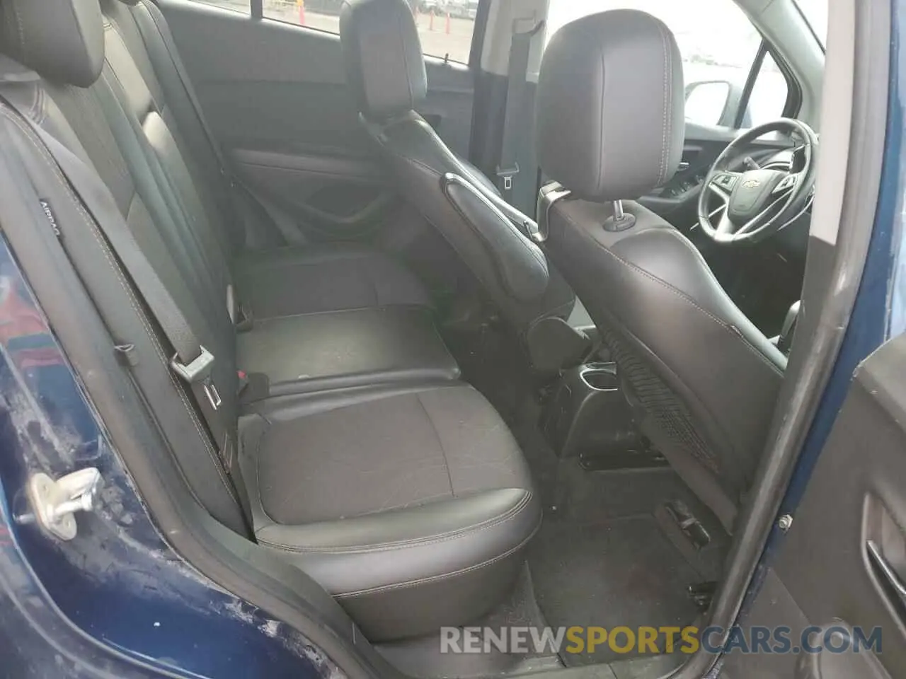 10 fotografías del automóvil dañado KL7CJLSB9LB330512 CHEVROLET TRAX 2020