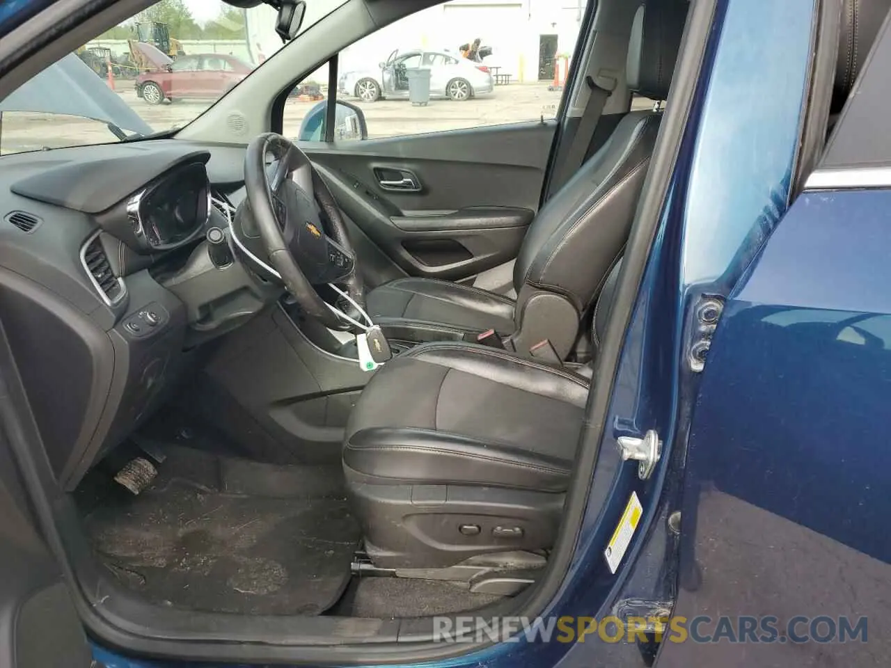 7 fotografías del automóvil dañado KL7CJLSB9LB330512 CHEVROLET TRAX 2020