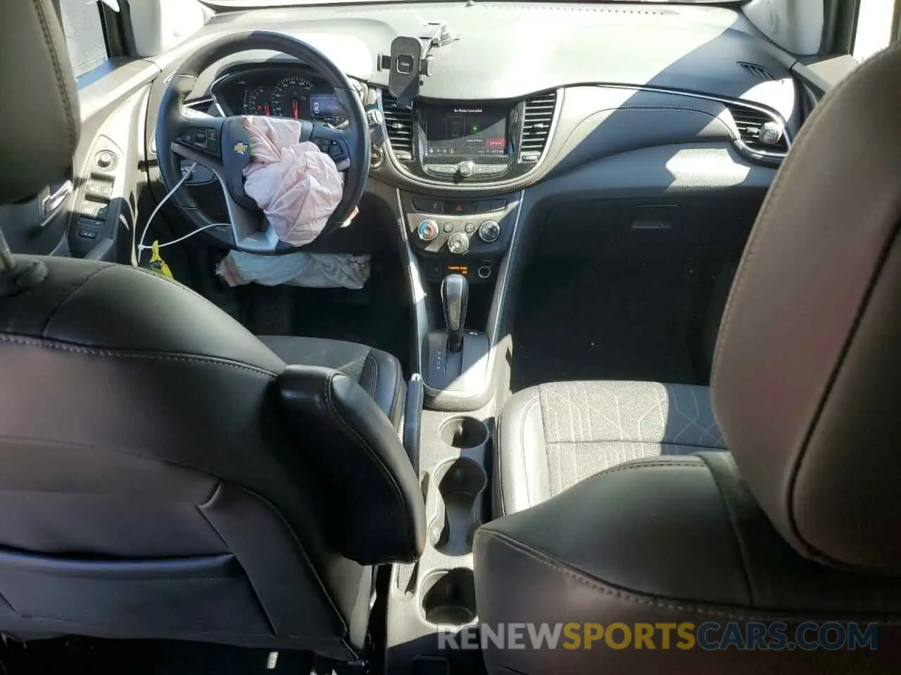 8 fotografías del automóvil dañado KL7CJLSBXLB016691 CHEVROLET TRAX 2020