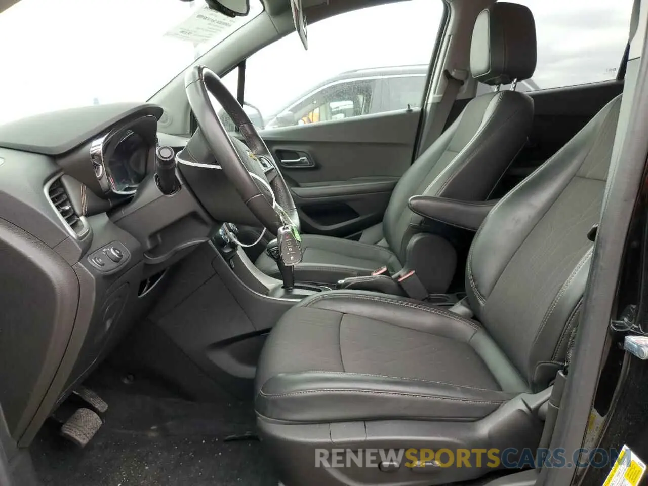 7 fotografías del automóvil dañado KL7CJLSBXLB025553 CHEVROLET TRAX 2020