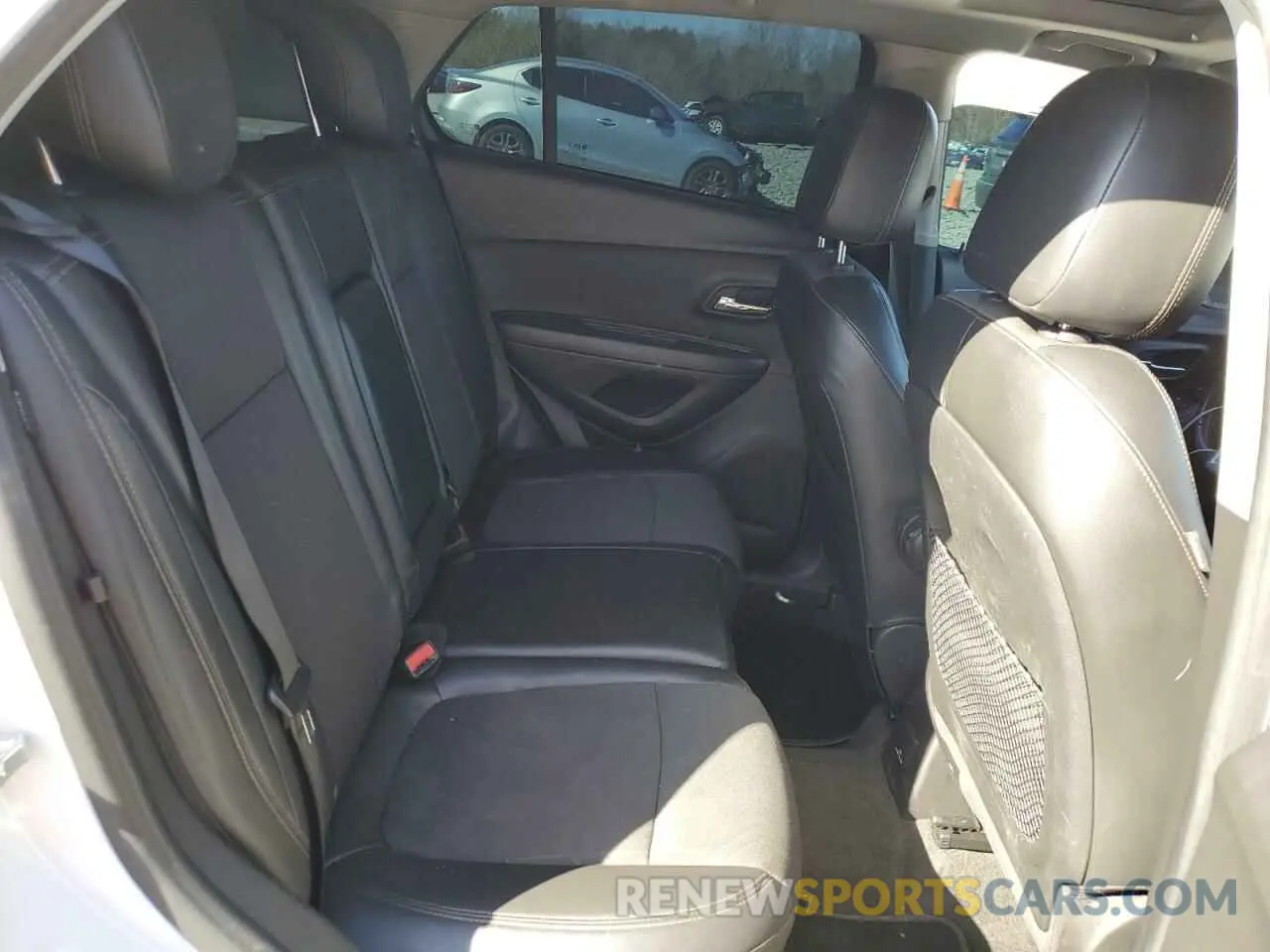 11 fotografías del automóvil dañado KL7CJLSBXLB315291 CHEVROLET TRAX 2020