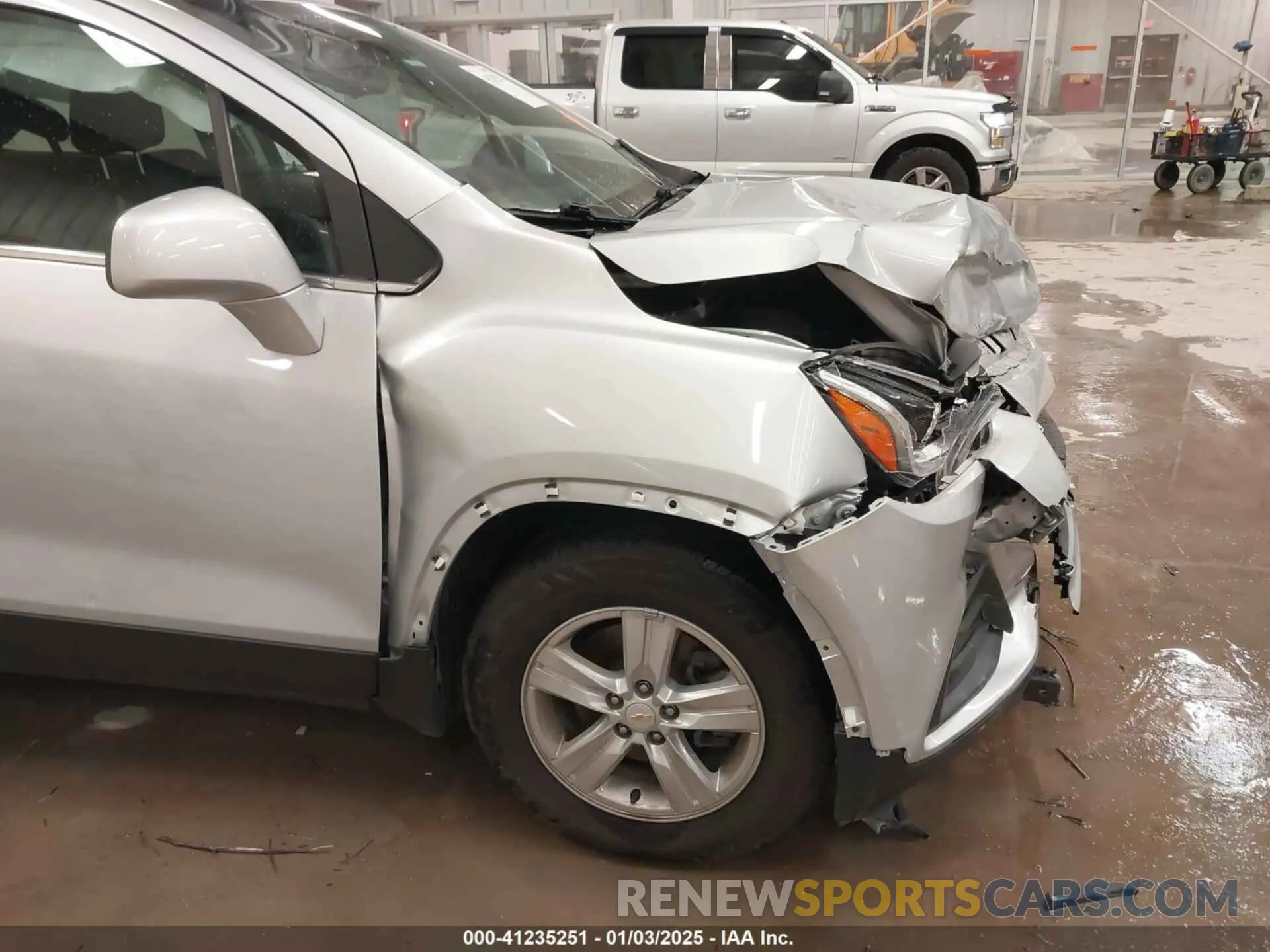 17 fotografías del automóvil dañado KL7CJLSBXLB339199 CHEVROLET TRAX 2020