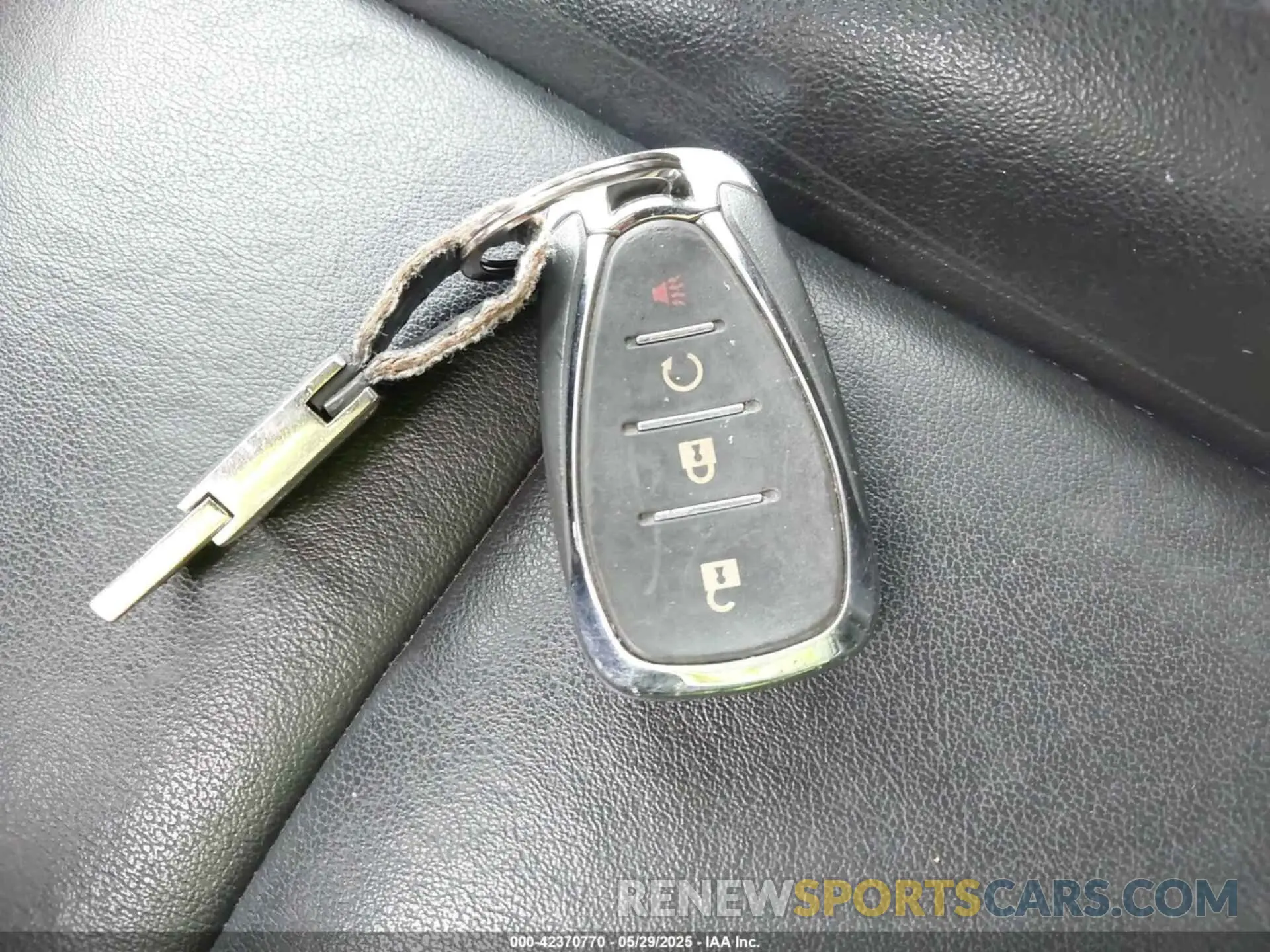 11 fotografías del automóvil dañado KL7CJMSB9LB326207 CHEVROLET TRAX 2020