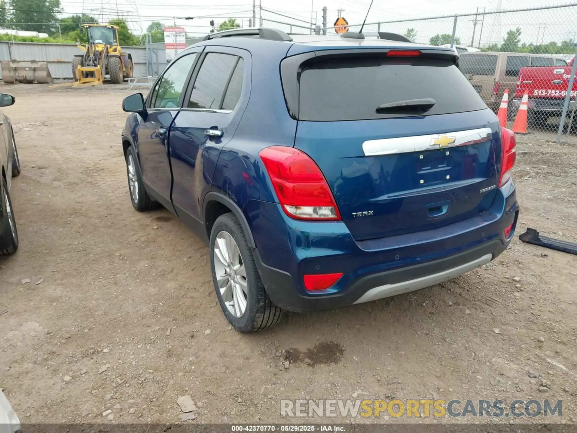 3 fotografías del automóvil dañado KL7CJMSB9LB326207 CHEVROLET TRAX 2020