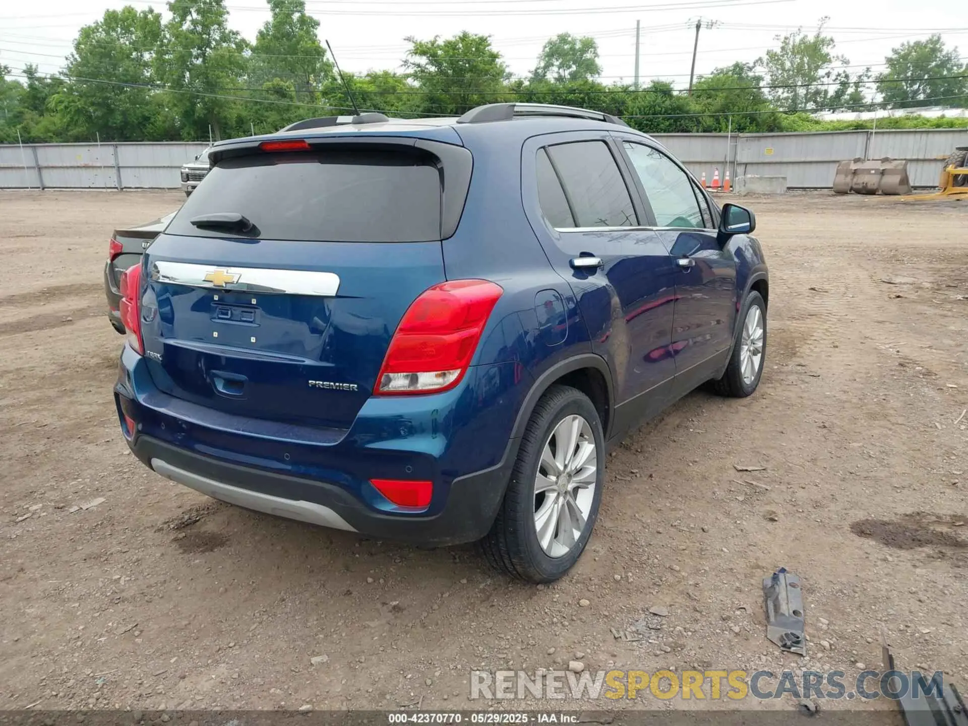 4 fotografías del automóvil dañado KL7CJMSB9LB326207 CHEVROLET TRAX 2020