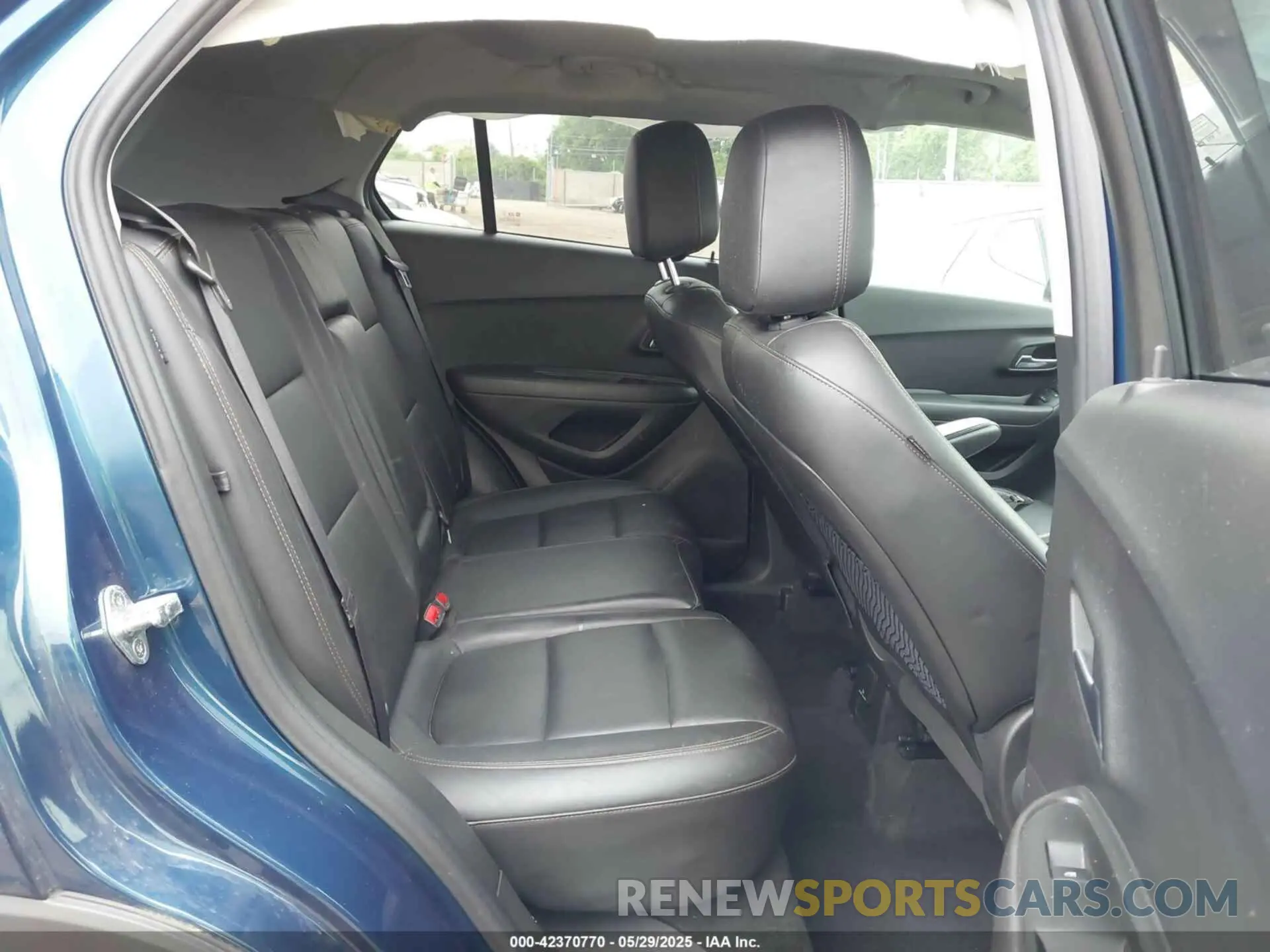 8 fotografías del automóvil dañado KL7CJMSB9LB326207 CHEVROLET TRAX 2020