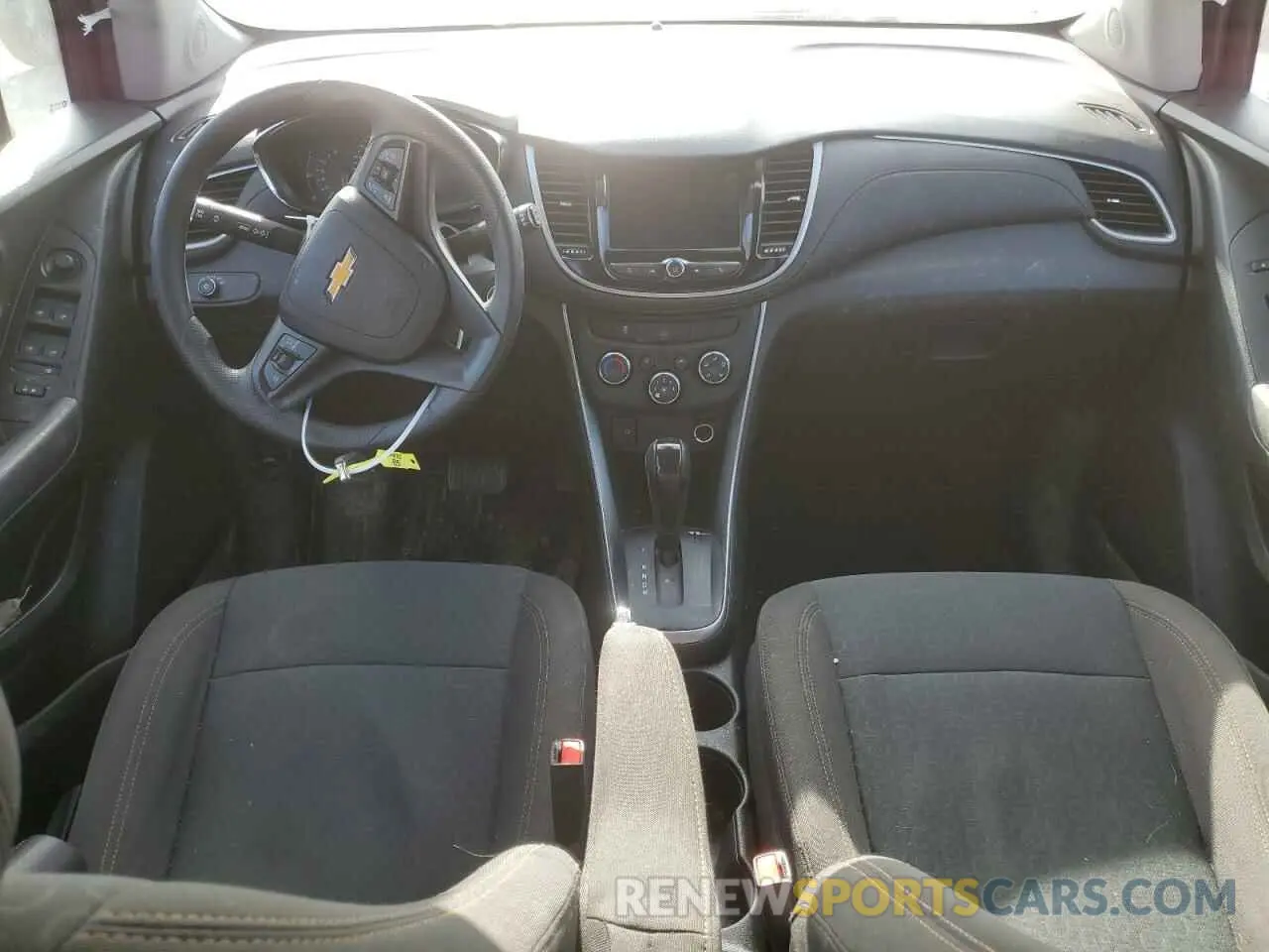8 fotografías del automóvil dañado KL7CJNSB1LB020155 CHEVROLET TRAX 2020
