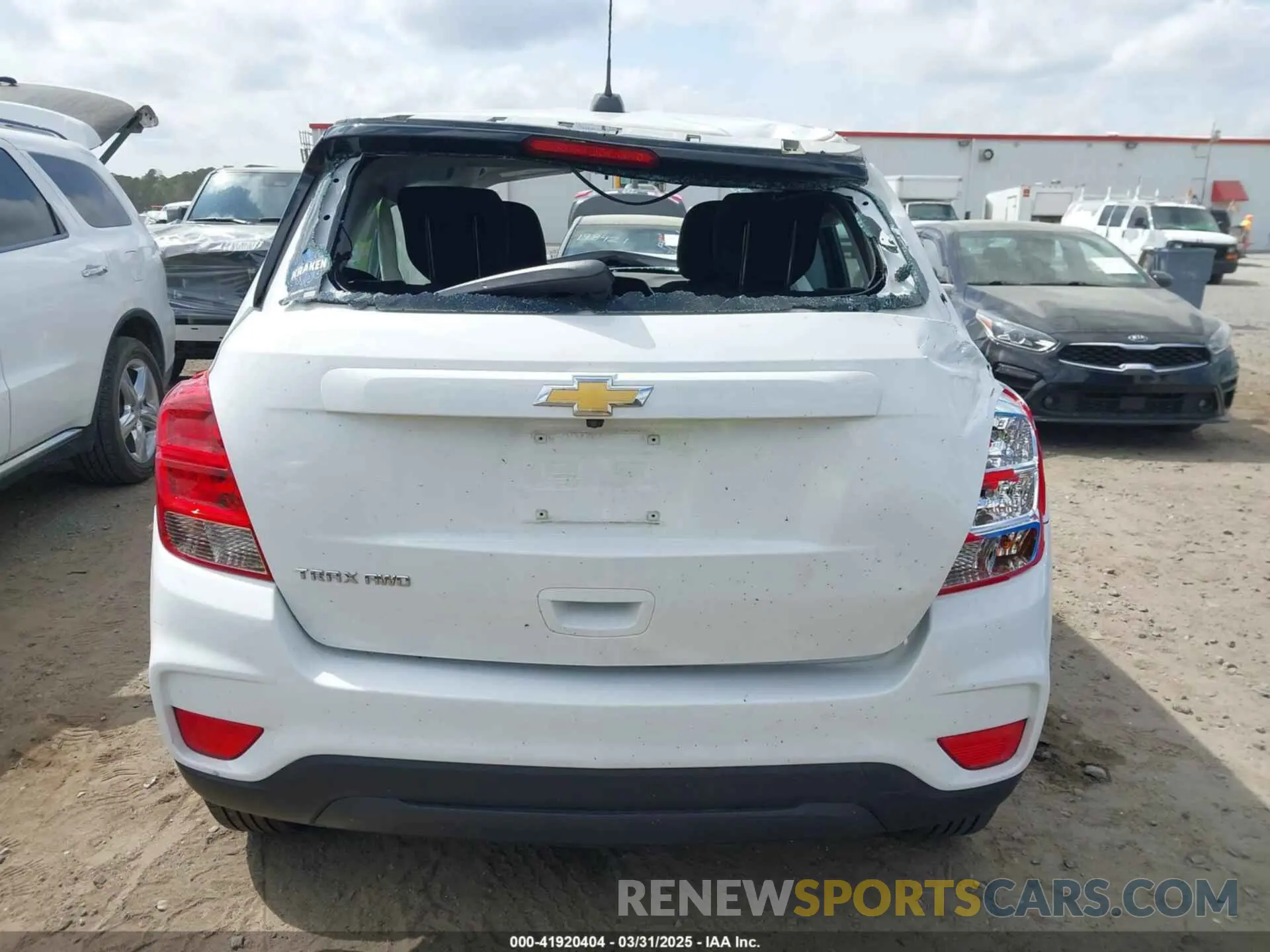 16 fotografías del automóvil dañado KL7CJNSB2LB065279 CHEVROLET TRAX 2020