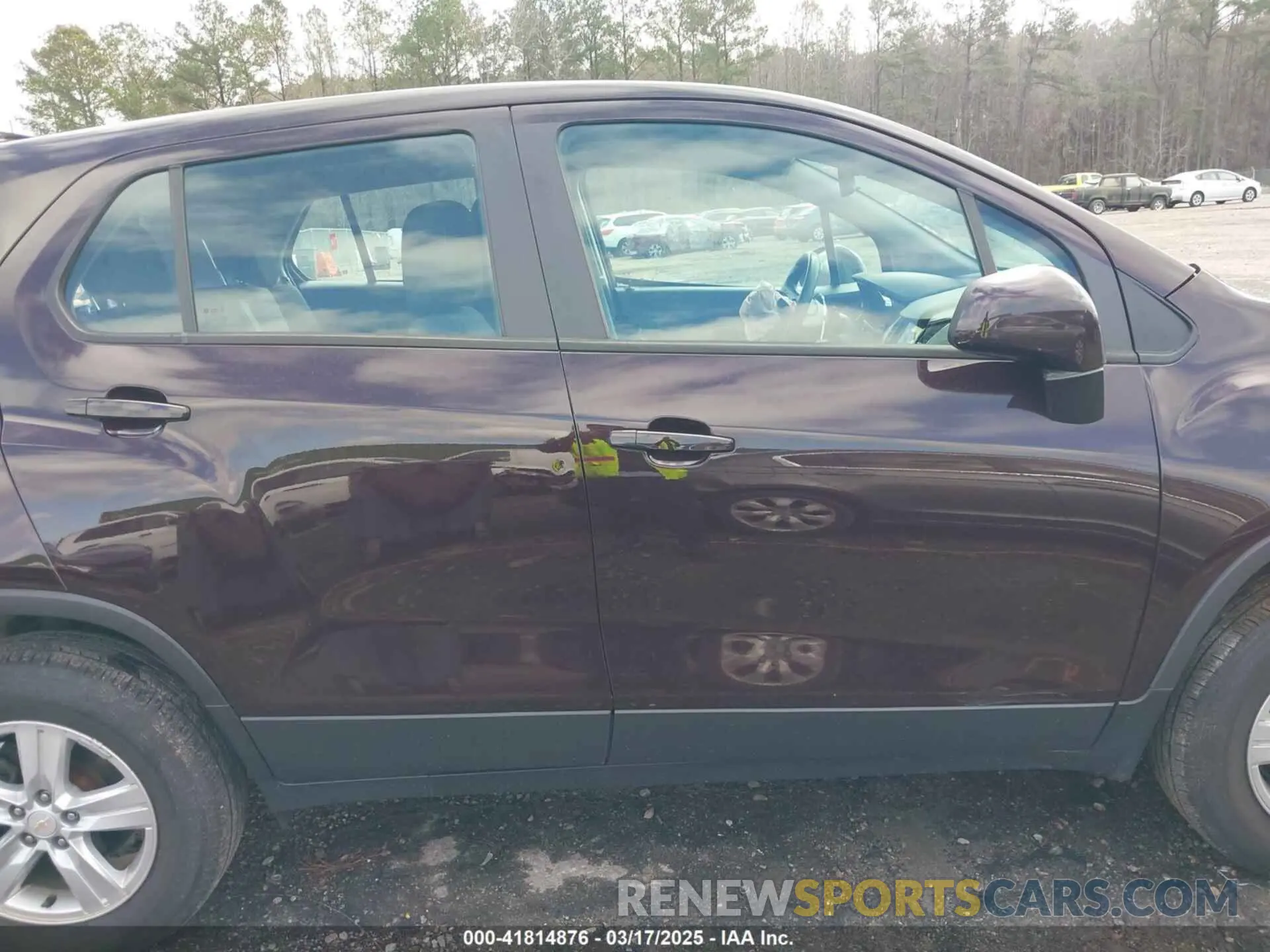 13 fotografías del automóvil dañado KL7CJNSB2LB336065 CHEVROLET TRAX 2020