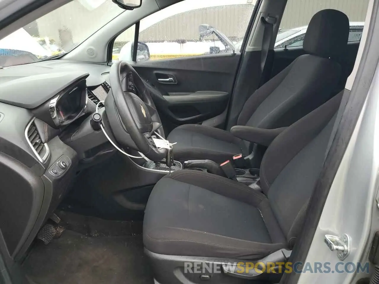 7 fotografías del automóvil dañado KL7CJNSB6LB030485 CHEVROLET TRAX 2020