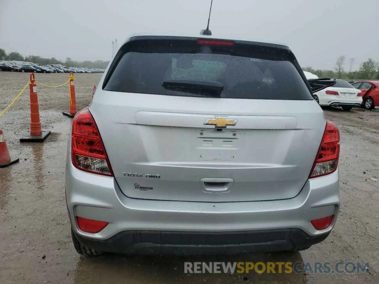 6 fotografías del automóvil dañado KL7CJNSB6LB034276 CHEVROLET TRAX 2020