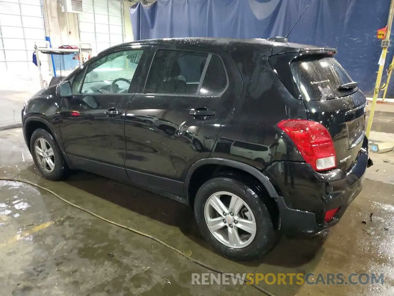 2 fotografías del automóvil dañado KL7CJNSB7LB065701 CHEVROLET TRAX 2020