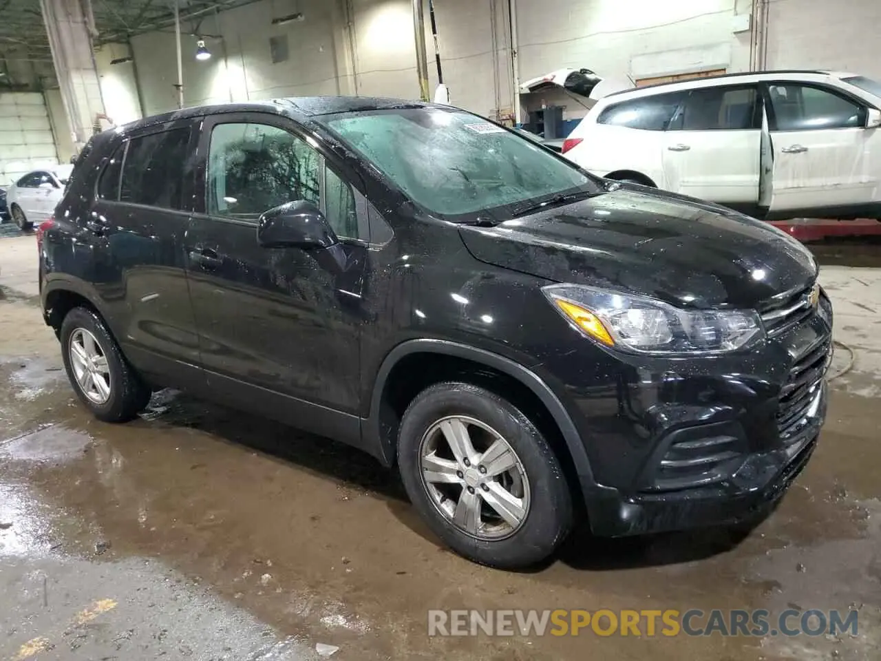 4 fotografías del automóvil dañado KL7CJNSB7LB065701 CHEVROLET TRAX 2020