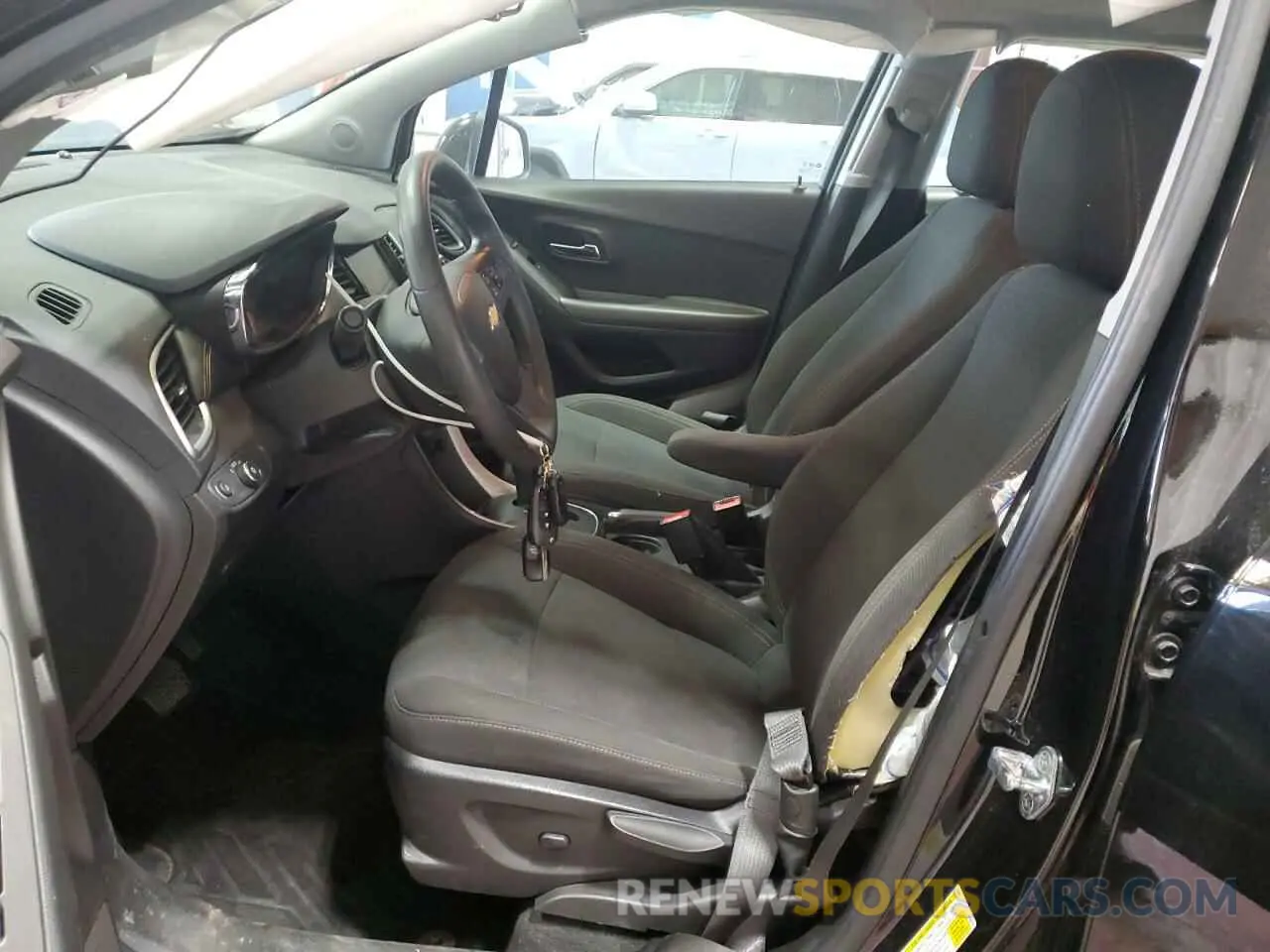 7 fotografías del automóvil dañado KL7CJNSB8LB043741 CHEVROLET TRAX 2020