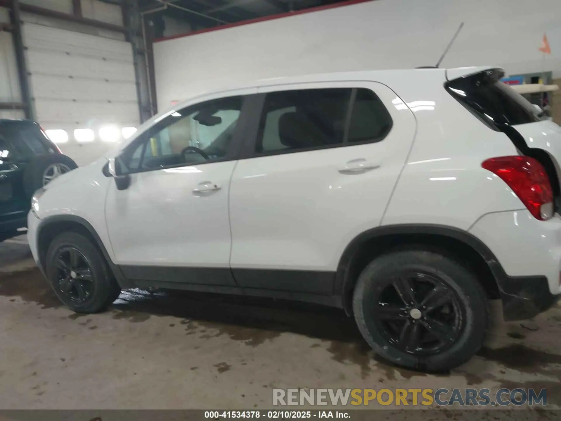 14 fotografías del automóvil dañado KL7CJNSB9LB084167 CHEVROLET TRAX 2020