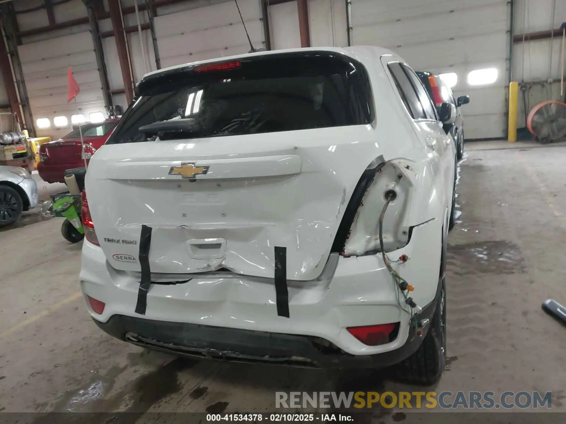 16 fotografías del automóvil dañado KL7CJNSB9LB084167 CHEVROLET TRAX 2020